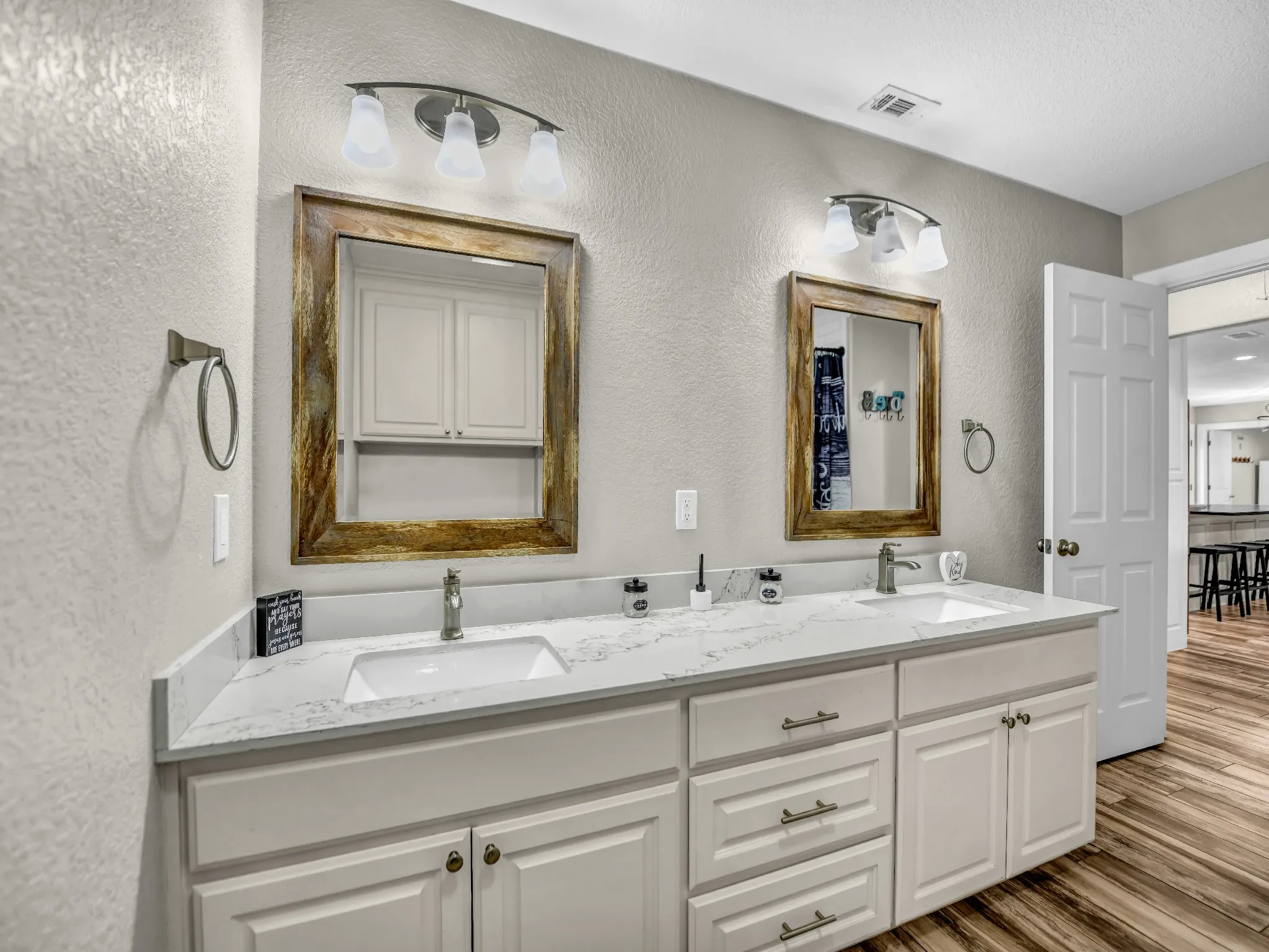 Single Family Residence For Sale in Palo Pinto County , 104 Turkey Creek Road, Mineral Wells, Texas 76067, 3 Bedroom, 2 Bathroom, Garage spaces, 1,770 Sqft, built in 2020, mls#21298524, Real Estate Agent in Mineral Wells, Homes For Sale in Palo Pinto county, Homes For Sale in Mineral Wells, Realtor in Mineral Wells Texas, Real Estate Brokerage Independent Realty Texas, Luminita Cordes Realtor