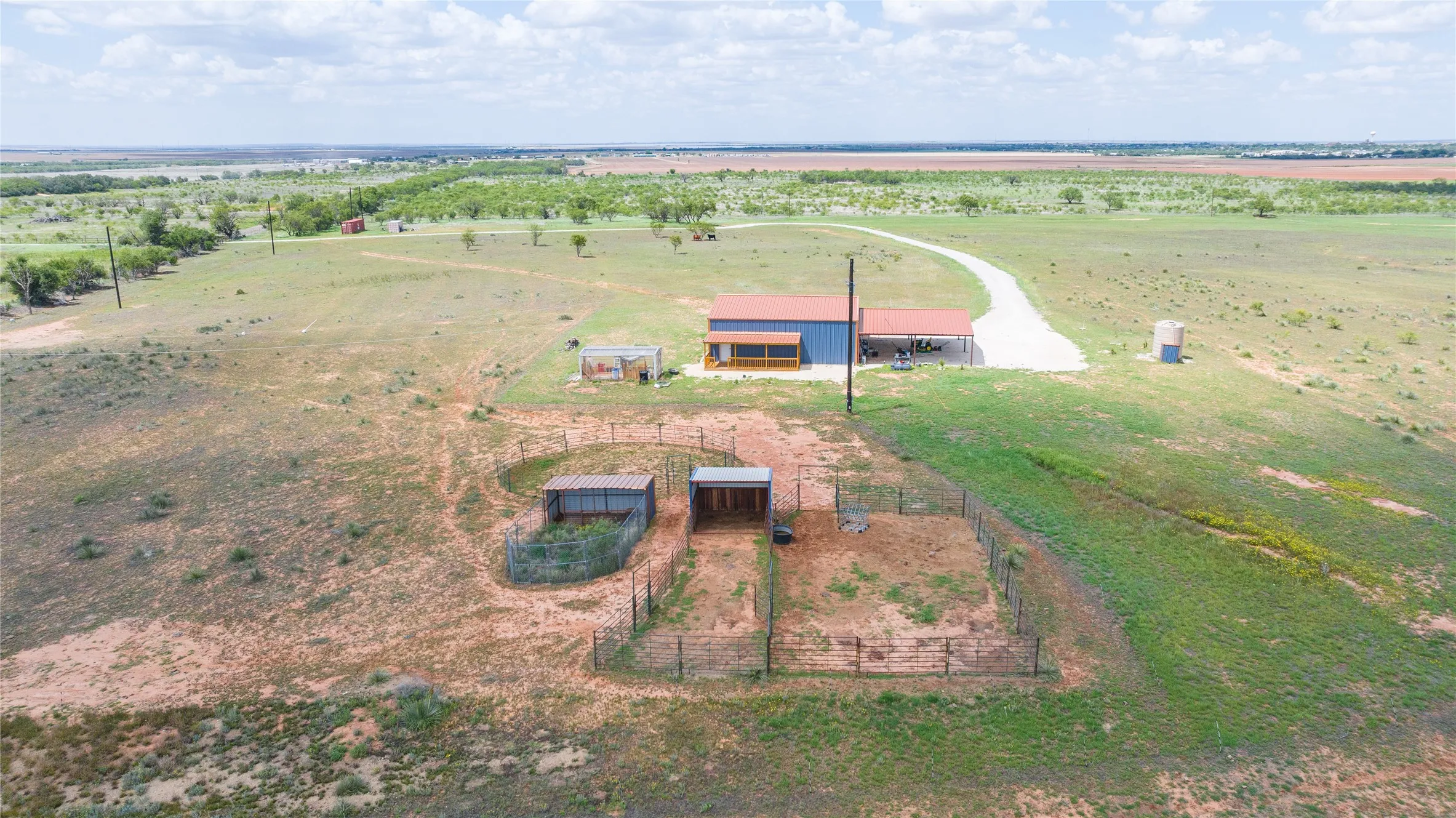 Farm For Sale in Jones County , 2988 CR 435, Anson, Texas 79501, 2 Bedroom, 1 Bathroom, Garage spaces, 1,600 Sqft, built in 2023, mls#21298228, Real Estate Agent in Anson, Homes For Sale in Jones county, Homes For Sale in Anson, Realtor in Anson Texas, Real Estate Brokerage Independent Realty Texas, Luminita Cordes Realtor
