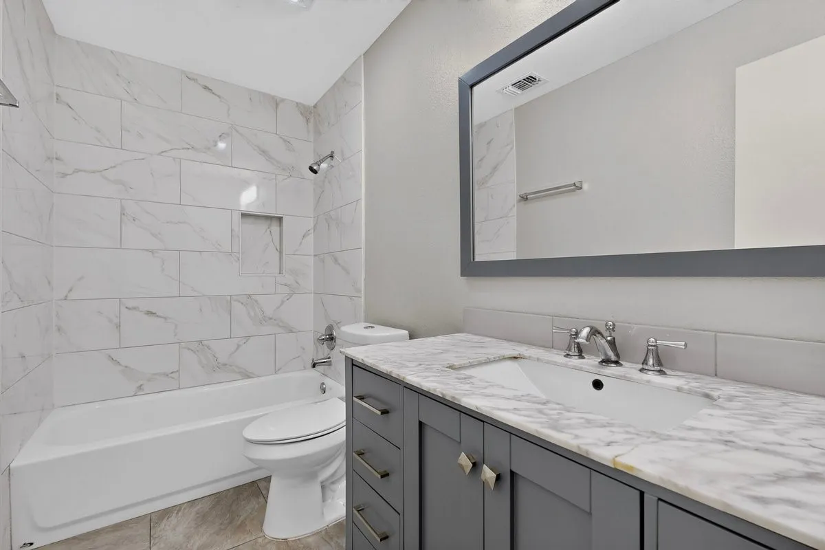 Duplex For Rent in Collin County , 9693 Windy Ridge Road, Frisco, Texas 75033, 3 Bedroom, 2 Bathroom, Garage spaces, 1,251 Sqft, built in 1984, mls#21299885, Real Estate Agent in Frisco, Homes For Rent in Collin county, Homes For Rent in Frisco, Realtor in Frisco Texas, Real Estate Brokerage Independent Realty Texas, Luminita Cordes Realtor