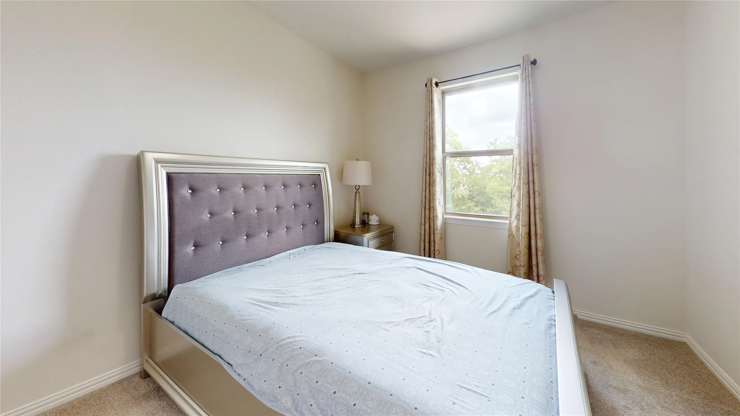 Townhouse For Sale in Collin County , 2408 Jameson Lane, Mc Kinney, Texas 75070, 3 Bedroom, 3 Bathroom, 2 Garage spaces, 1,990 Sqft, built in 2017, mls#21299862, Real Estate Agent in Mc Kinney, Homes For Sale in Collin county, Homes For Sale in Mc Kinney, Realtor in Mc Kinney Texas, Real Estate Brokerage Independent Realty Texas, Luminita Cordes Realtor