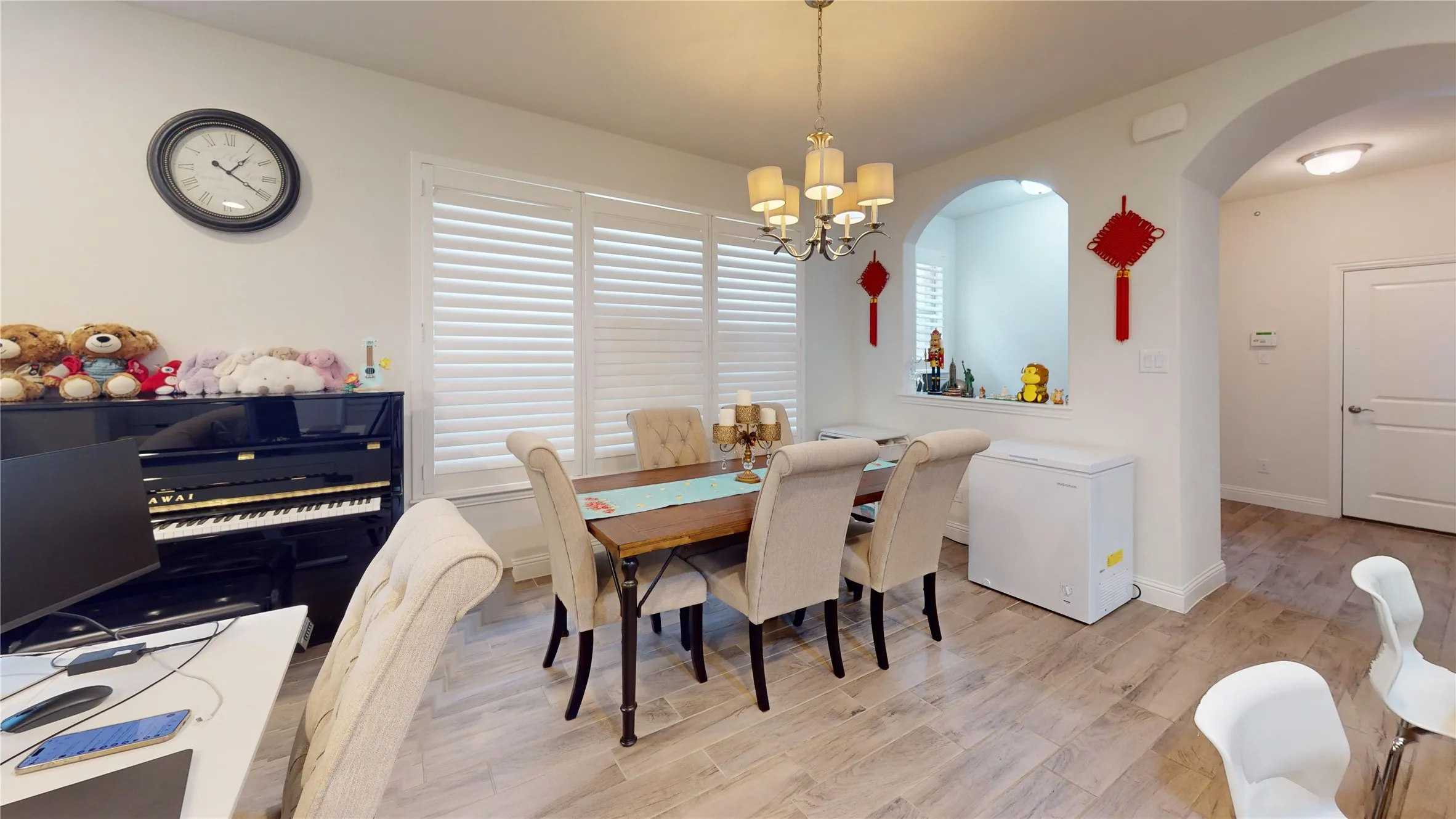 Townhouse For Sale in Collin County , 2408 Jameson Lane, Mc Kinney, Texas 75070, 3 Bedroom, 3 Bathroom, 2 Garage spaces, 1,990 Sqft, built in 2017, mls#21299862, Real Estate Agent in Mc Kinney, Homes For Sale in Collin county, Homes For Sale in Mc Kinney, Realtor in Mc Kinney Texas, Real Estate Brokerage Independent Realty Texas, Luminita Cordes Realtor