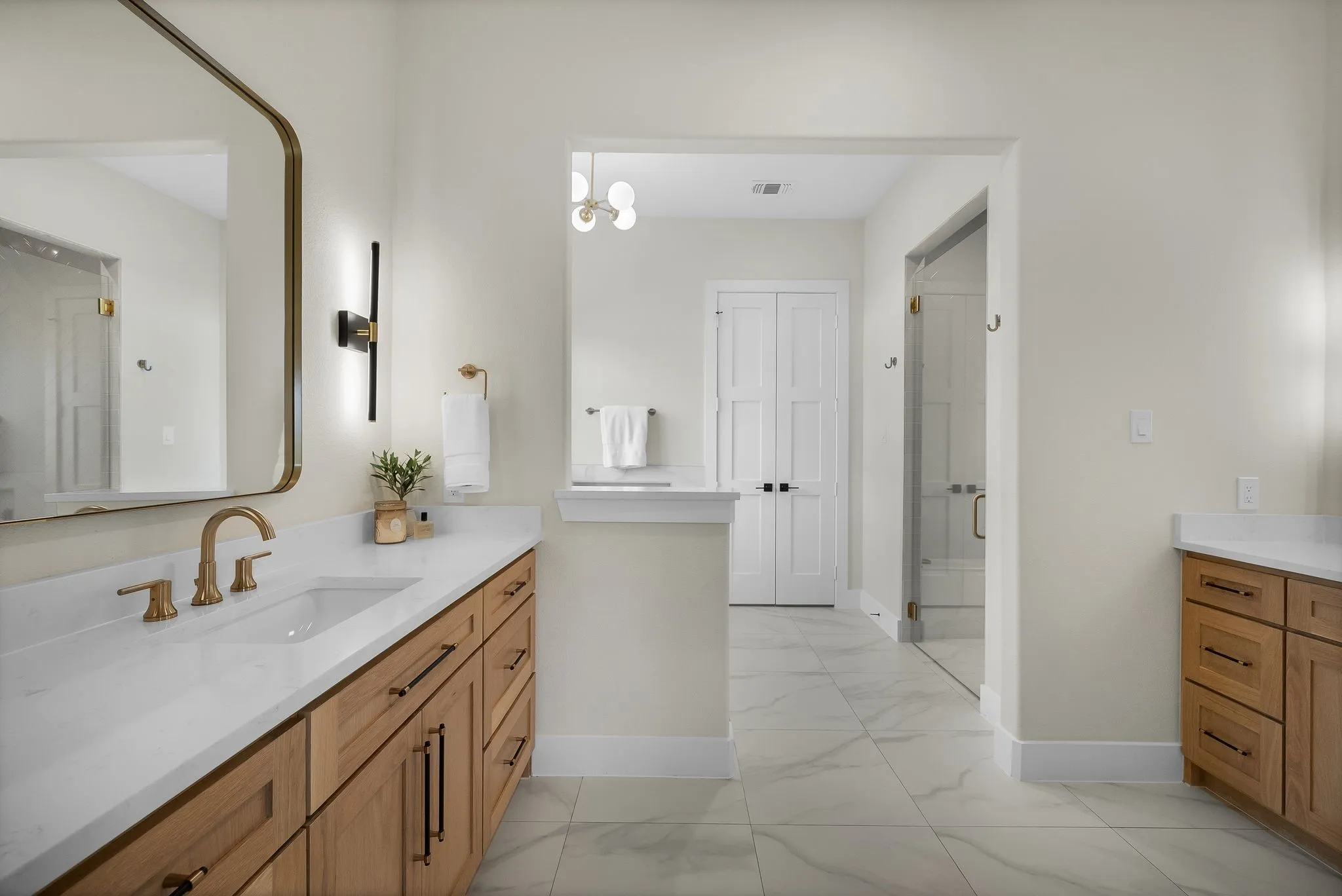 Single Family Residence For Sale in Collin County , 6546 County Road 1103, Celina, Texas 75009, 4 Bedroom, 6 Bathroom, 3 Garage spaces, 4,210 Sqft, built in 2023, mls#21297970, Real Estate Agent in Celina, Homes For Sale in Collin county, Homes For Sale in Celina, Realtor in Celina Texas, Real Estate Brokerage Independent Realty Texas, Luminita Cordes Realtor