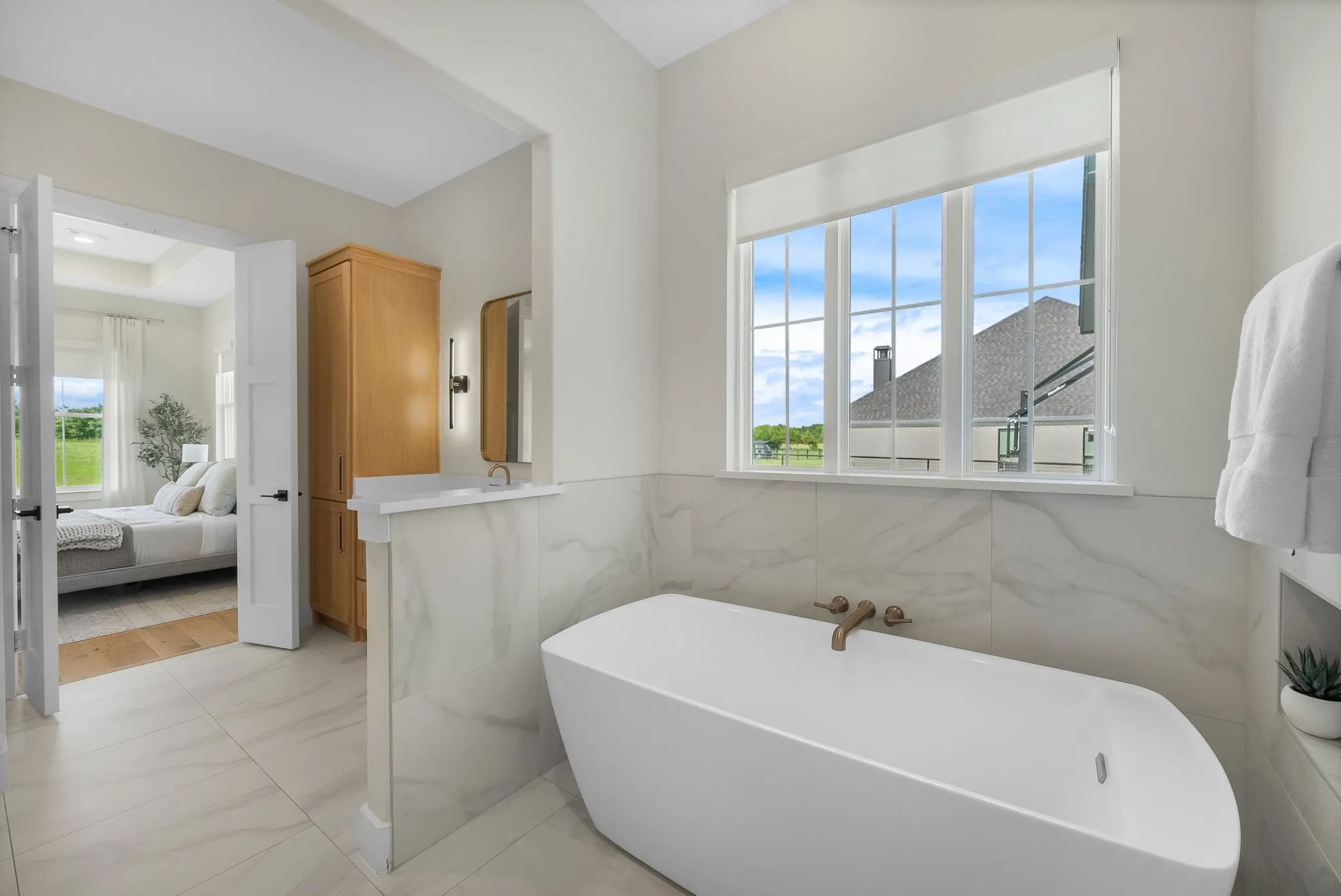 Single Family Residence For Sale in Collin County , 6546 County Road 1103, Celina, Texas 75009, 4 Bedroom, 6 Bathroom, 3 Garage spaces, 4,210 Sqft, built in 2023, mls#21297970, Real Estate Agent in Celina, Homes For Sale in Collin county, Homes For Sale in Celina, Realtor in Celina Texas, Real Estate Brokerage Independent Realty Texas, Luminita Cordes Realtor