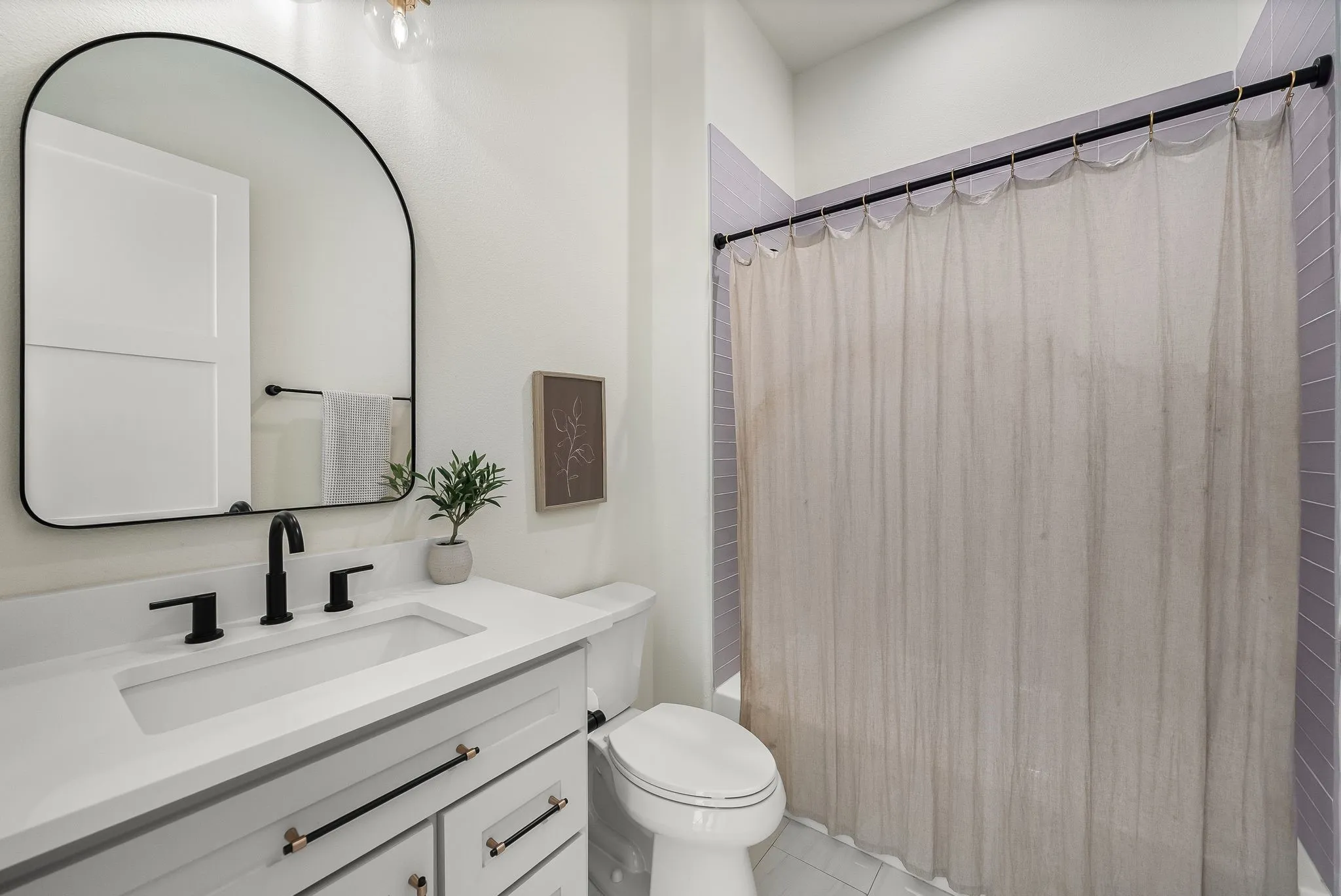 Single Family Residence For Sale in Collin County , 6546 County Road 1103, Celina, Texas 75009, 4 Bedroom, 6 Bathroom, 3 Garage spaces, 4,210 Sqft, built in 2023, mls#21297970, Real Estate Agent in Celina, Homes For Sale in Collin county, Homes For Sale in Celina, Realtor in Celina Texas, Real Estate Brokerage Independent Realty Texas, Luminita Cordes Realtor