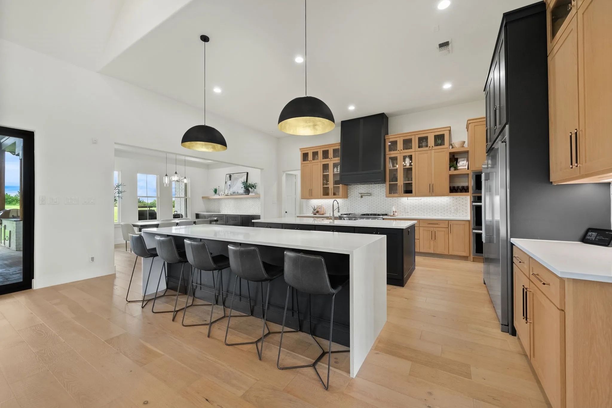 Single Family Residence For Sale in Collin County , 6546 County Road 1103, Celina, Texas 75009, 4 Bedroom, 6 Bathroom, 3 Garage spaces, 4,210 Sqft, built in 2023, mls#21297970, Real Estate Agent in Celina, Homes For Sale in Collin county, Homes For Sale in Celina, Realtor in Celina Texas, Real Estate Brokerage Independent Realty Texas, Luminita Cordes Realtor