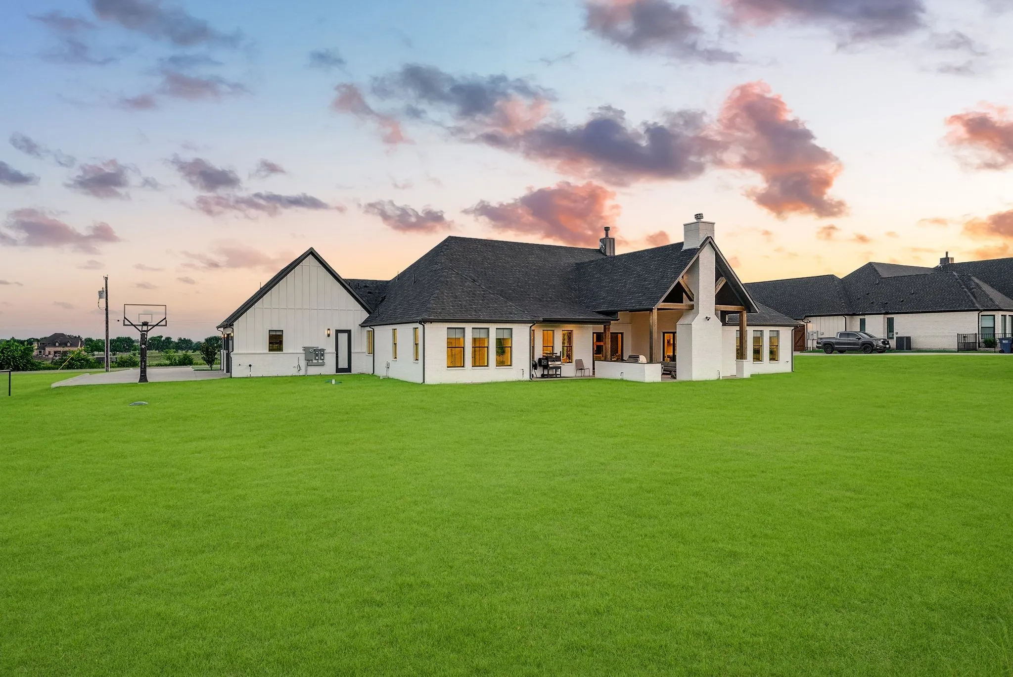 Single Family Residence For Sale in Collin County , 6546 County Road 1103, Celina, Texas 75009, 4 Bedroom, 6 Bathroom, 3 Garage spaces, 4,210 Sqft, built in 2023, mls#21297970, Real Estate Agent in Celina, Homes For Sale in Collin county, Homes For Sale in Celina, Realtor in Celina Texas, Real Estate Brokerage Independent Realty Texas, Luminita Cordes Realtor