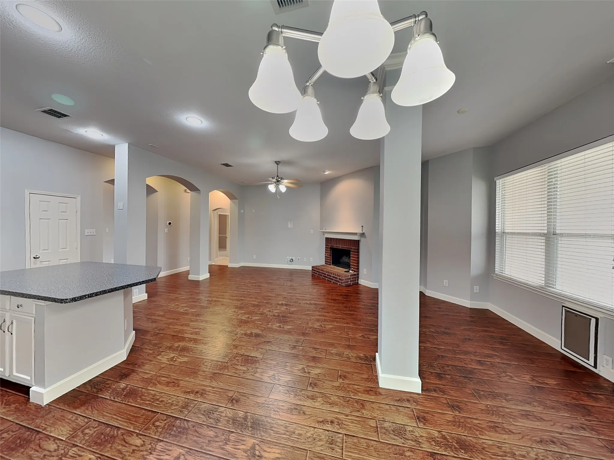 Single Family Residence For Rent in Tarrant County , 5920 Paloma Blanca Drive, Fort Worth, Texas 76179, 3 Bedroom, 2 Bathroom, 2 Garage spaces, 2,110 Sqft, built in 2005, mls#21299904, Real Estate Agent in Fort Worth, Homes For Rent in Tarrant county, Homes For Rent in Fort Worth, Realtor in Fort Worth Texas, Real Estate Brokerage Independent Realty Texas, Luminita Cordes Realtor