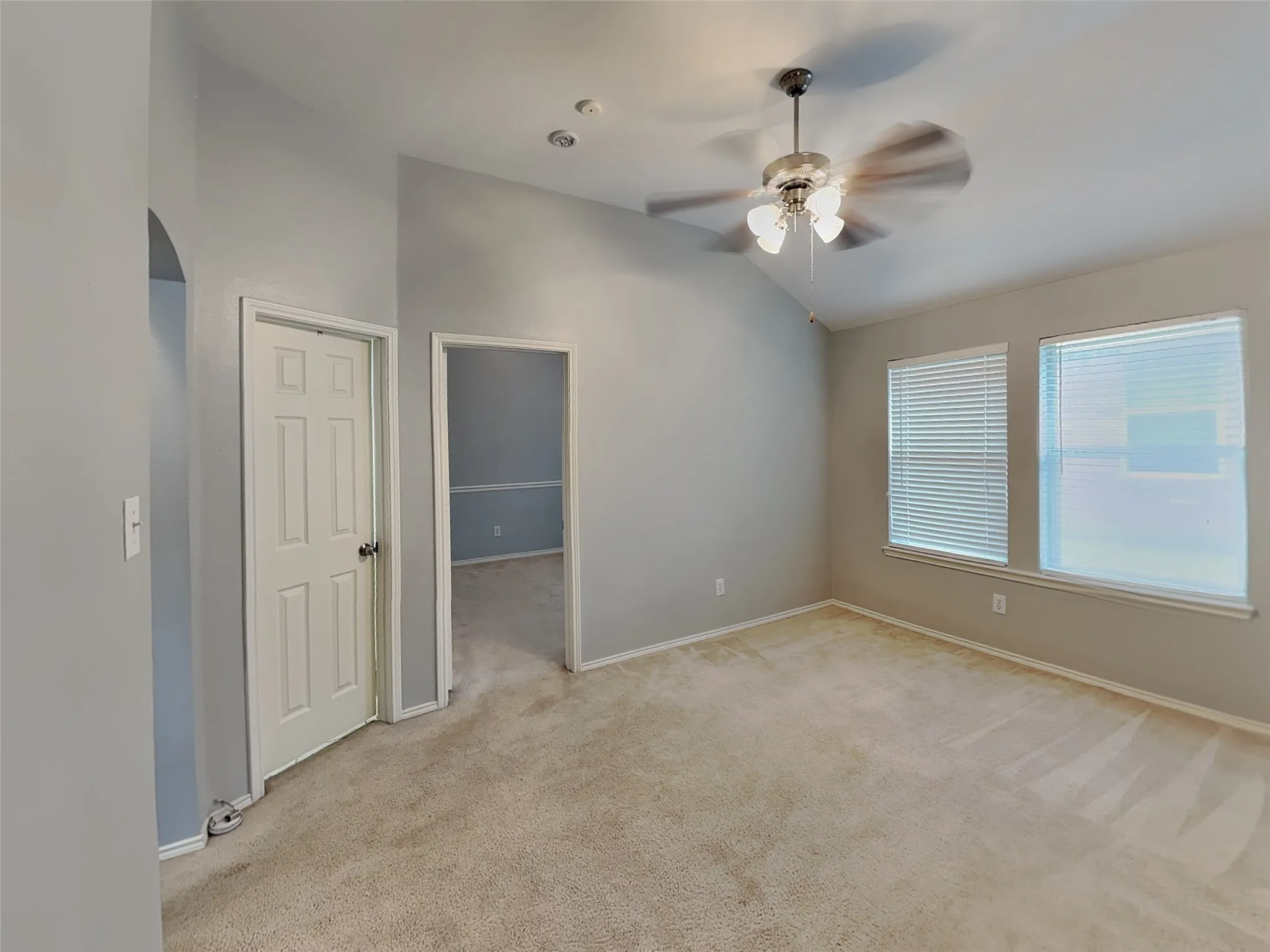 Single Family Residence For Rent in Tarrant County , 5920 Paloma Blanca Drive, Fort Worth, Texas 76179, 3 Bedroom, 2 Bathroom, 2 Garage spaces, 2,110 Sqft, built in 2005, mls#21299904, Real Estate Agent in Fort Worth, Homes For Rent in Tarrant county, Homes For Rent in Fort Worth, Realtor in Fort Worth Texas, Real Estate Brokerage Independent Realty Texas, Luminita Cordes Realtor