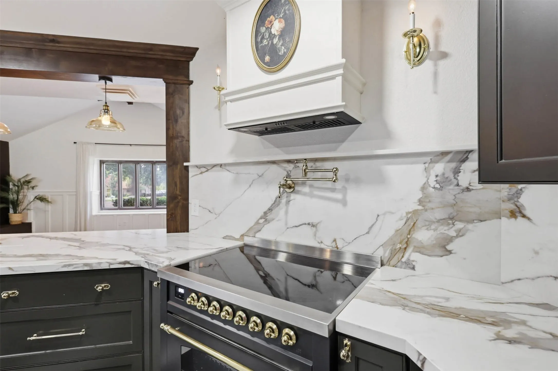 Single Family Residence For Sale in Tarrant County , 240 Timberlake Drive, Azle, Texas 76020, 4 Bedroom, 2 Bathroom, Garage spaces, 2,608 Sqft, built in 1975, mls#21298909, Real Estate Agent in Azle, Homes For Sale in Tarrant county, Homes For Sale in Azle, Realtor in Azle Texas, Real Estate Brokerage Independent Realty Texas, Luminita Cordes Realtor