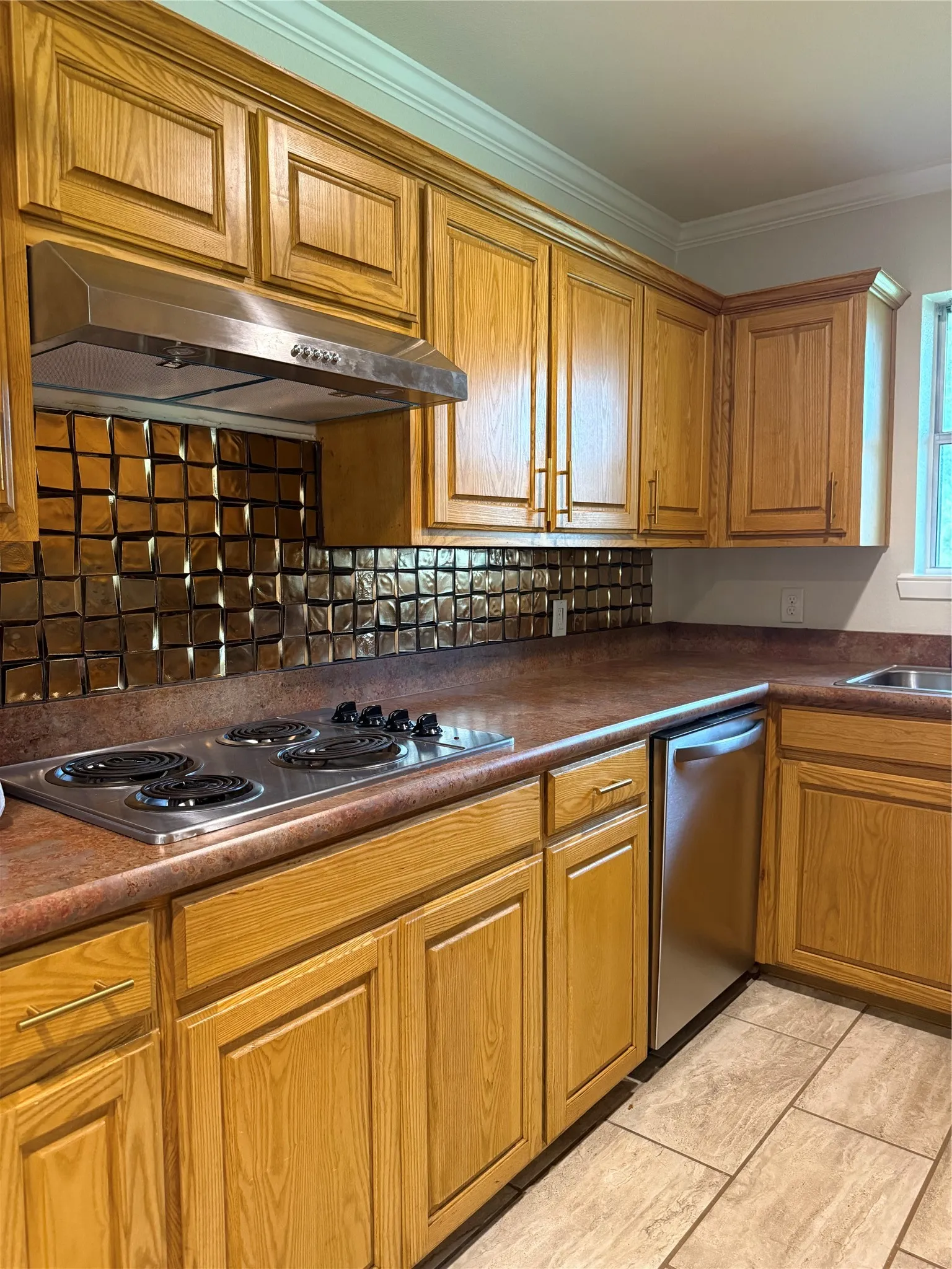 Single Family Residence For Sale in Dallas County , 1315 Willow Creek Drive, Lancaster, Texas 75146, 3 Bedroom, 2 Bathroom, 2 Garage spaces, 1,618 Sqft, built in 1970, mls#21299910, Real Estate Agent in Lancaster, Homes For Sale in Dallas county, Homes For Sale in Lancaster, Realtor in Lancaster Texas, Real Estate Brokerage Independent Realty Texas, Luminita Cordes Realtor