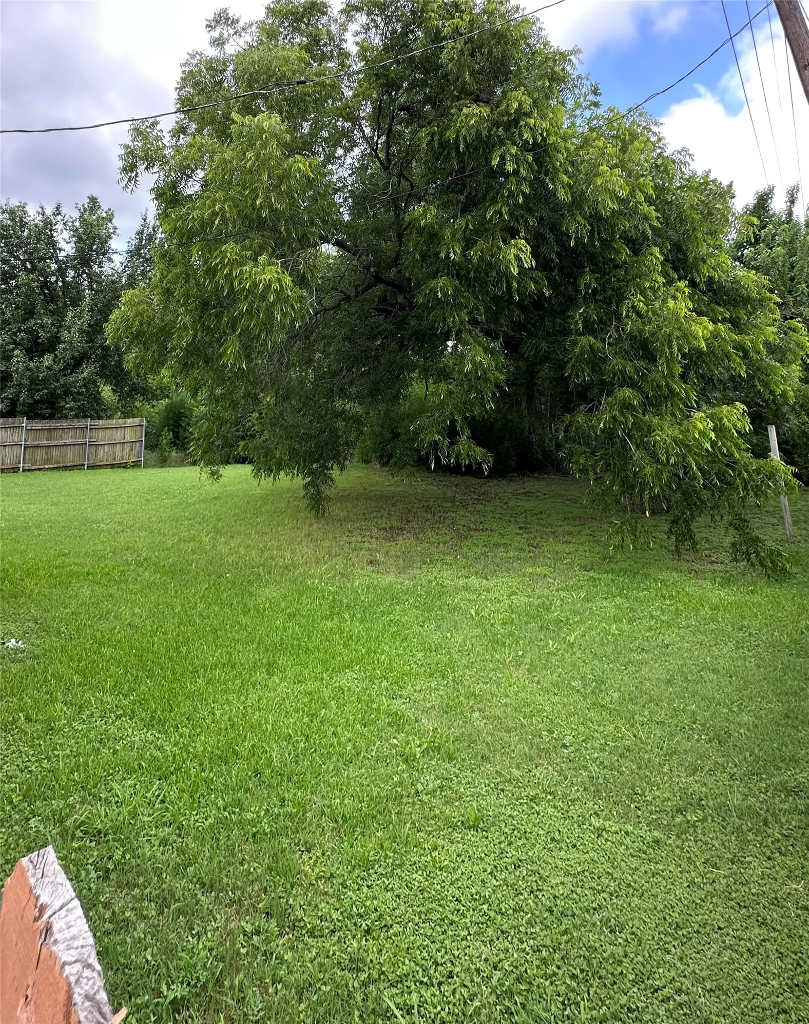 Single Family Residence For Sale in Dallas County , 1315 Willow Creek Drive, Lancaster, Texas 75146, 3 Bedroom, 2 Bathroom, 2 Garage spaces, 1,618 Sqft, built in 1970, mls#21299910, Real Estate Agent in Lancaster, Homes For Sale in Dallas county, Homes For Sale in Lancaster, Realtor in Lancaster Texas, Real Estate Brokerage Independent Realty Texas, Luminita Cordes Realtor