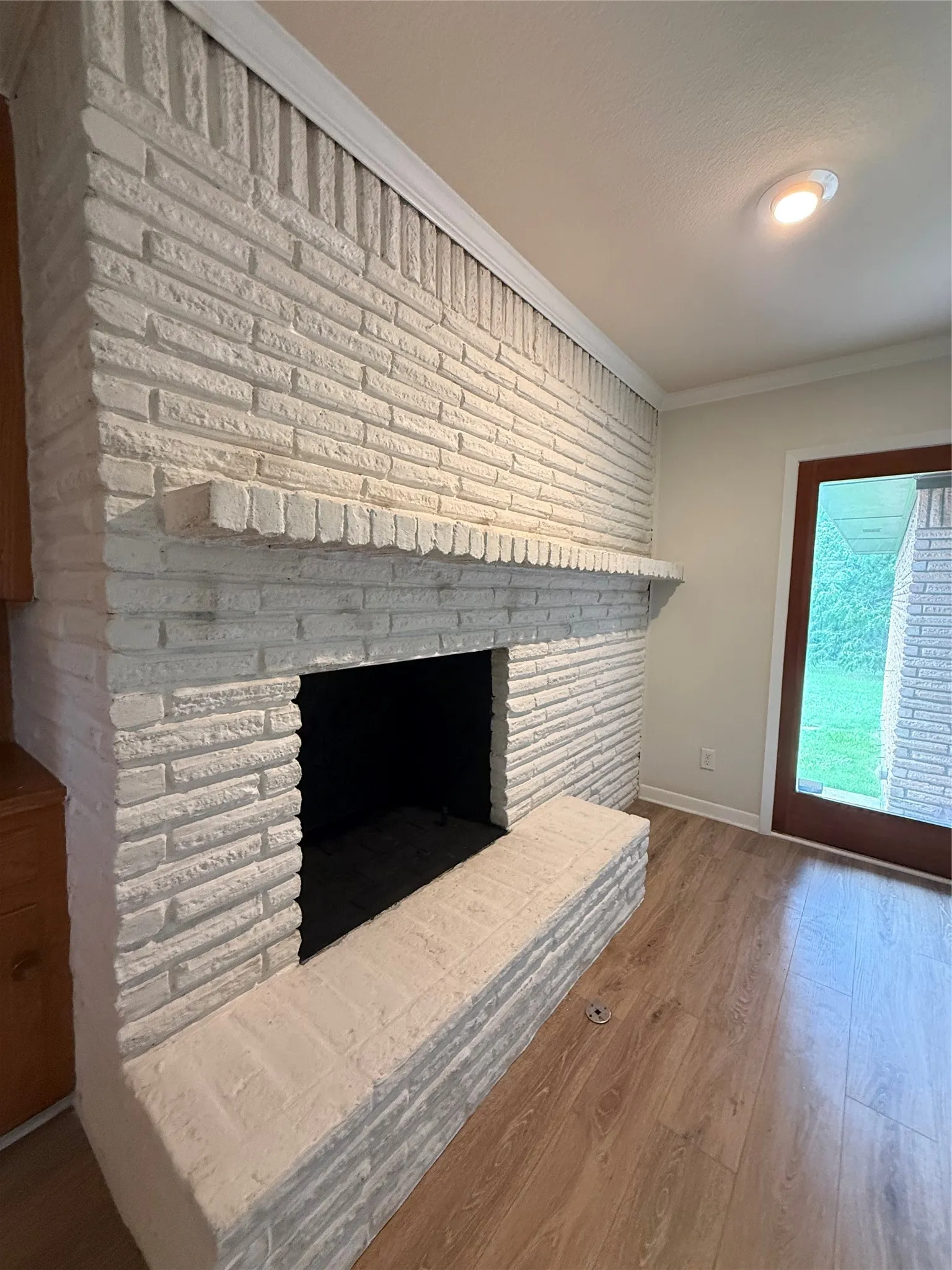 Single Family Residence For Sale in Dallas County , 1315 Willow Creek Drive, Lancaster, Texas 75146, 3 Bedroom, 2 Bathroom, 2 Garage spaces, 1,618 Sqft, built in 1970, mls#21299910, Real Estate Agent in Lancaster, Homes For Sale in Dallas county, Homes For Sale in Lancaster, Realtor in Lancaster Texas, Real Estate Brokerage Independent Realty Texas, Luminita Cordes Realtor