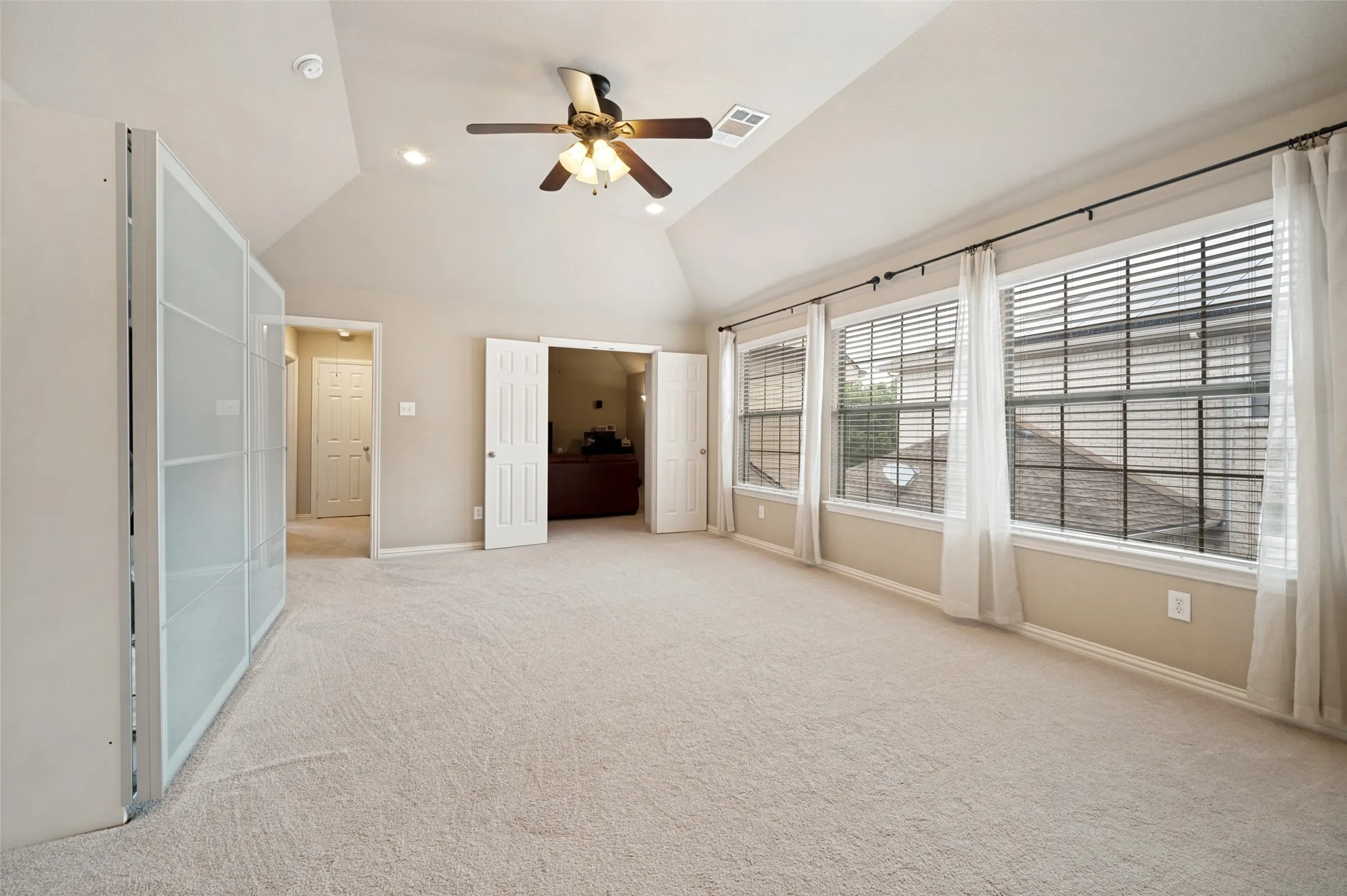 Single Family Residence For Sale in Denton County , 2848 Forest Manor Drive, Frisco, Texas 75034, 4 Bedrooms, 4 Bathrooms, 2 Garage spaces, 3,707 Sqft, built in 2005, Price $685,000, mls#21291350, Real Estate Agent in Frisco, Homes For Sale in Denton county, Homes For Sale in Frisco, Realtor in Frisco Texas, Real Estate Brokerage Independent Realty Texas, Luminita Cordes Realtor