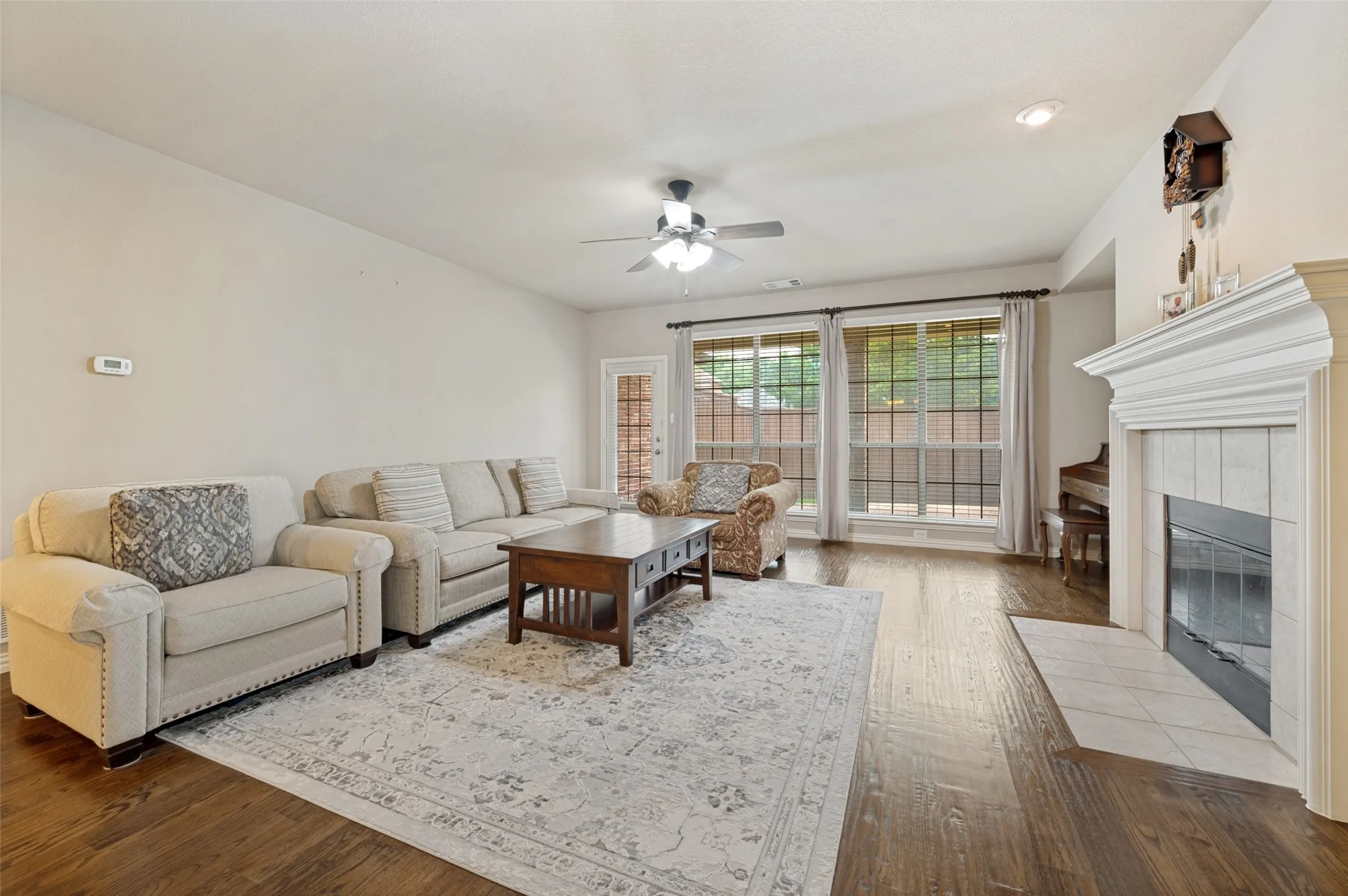 Single Family Residence For Sale in Denton County , 2848 Forest Manor Drive, Frisco, Texas 75034, 4 Bedrooms, 4 Bathrooms, 2 Garage spaces, 3,707 Sqft, built in 2005, Price $685,000, mls#21291350, Real Estate Agent in Frisco, Homes For Sale in Denton county, Homes For Sale in Frisco, Realtor in Frisco Texas, Real Estate Brokerage Independent Realty Texas, Luminita Cordes Realtor