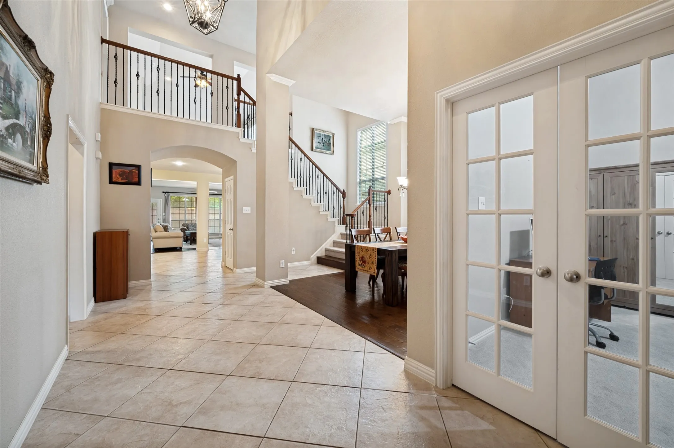 Single Family Residence For Sale in Denton County , 2848 Forest Manor Drive, Frisco, Texas 75034, 4 Bedrooms, 4 Bathrooms, 2 Garage spaces, 3,707 Sqft, built in 2005, Price $685,000, mls#21291350, Real Estate Agent in Frisco, Homes For Sale in Denton county, Homes For Sale in Frisco, Realtor in Frisco Texas, Real Estate Brokerage Independent Realty Texas, Luminita Cordes Realtor