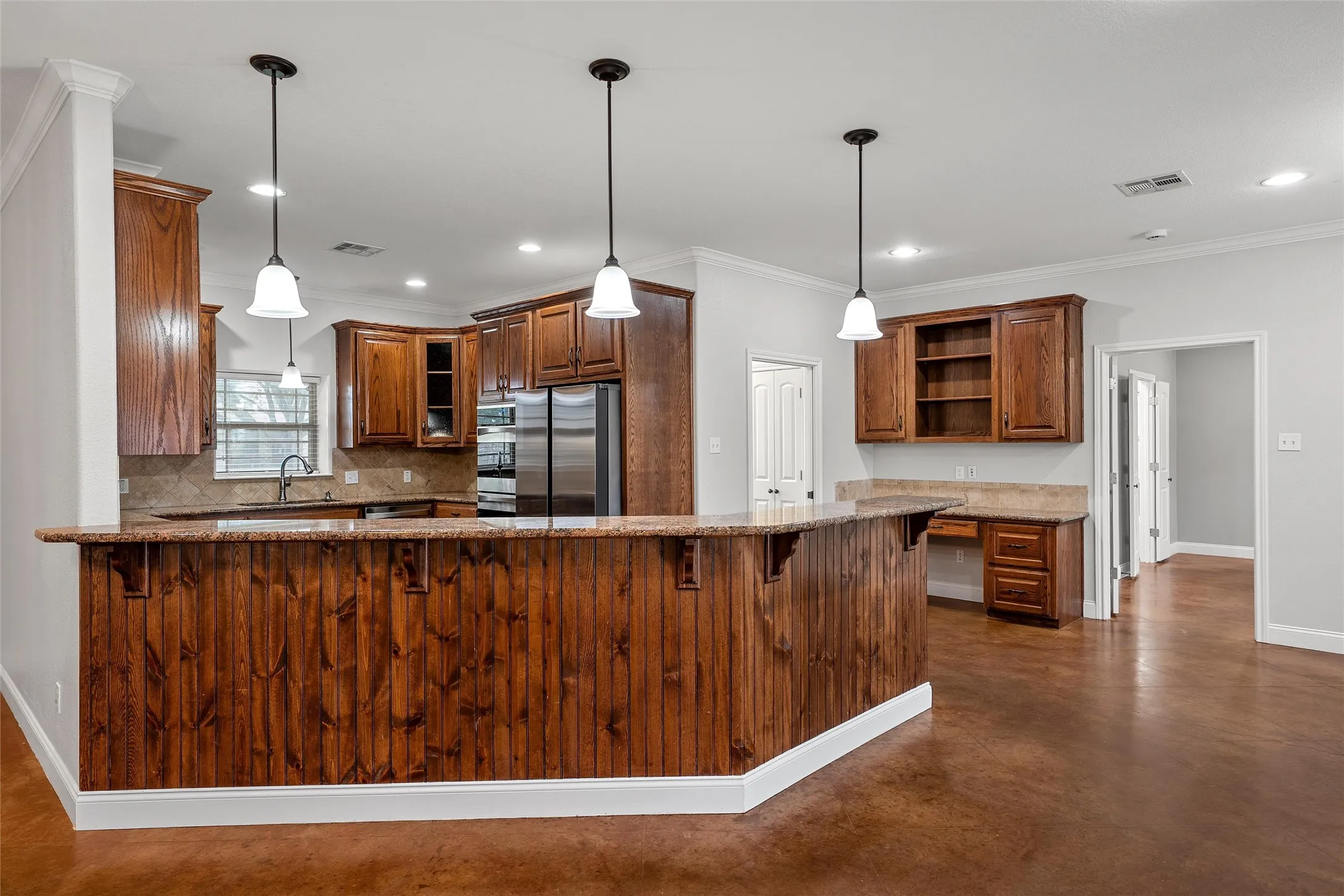 Single Family Residence For Sale in Mc Lennan County , 1509 N Reagan Street, West, Texas 76691, 4 Bedroom, 2 Bathroom, 1 Garage spaces, 2,427 Sqft, built in 2014, mls#21299829, Real Estate Agent in West, Homes For Sale in Mc Lennan county, Homes For Sale in West, Realtor in West Texas, Real Estate Brokerage Independent Realty Texas, Luminita Cordes Realtor