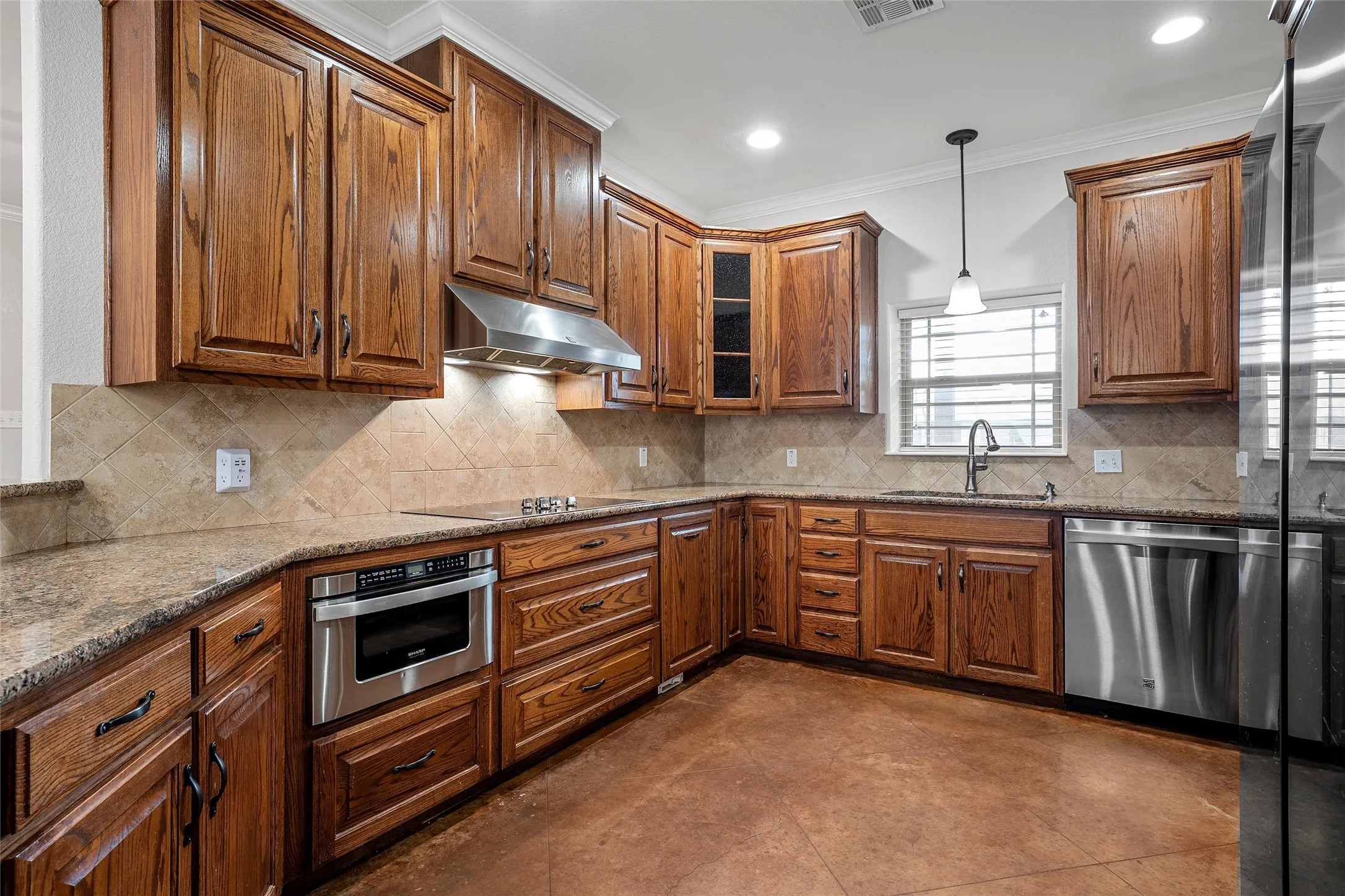 Single Family Residence For Sale in Mc Lennan County , 1509 N Reagan Street, West, Texas 76691, 4 Bedroom, 2 Bathroom, 1 Garage spaces, 2,427 Sqft, built in 2014, mls#21299829, Real Estate Agent in West, Homes For Sale in Mc Lennan county, Homes For Sale in West, Realtor in West Texas, Real Estate Brokerage Independent Realty Texas, Luminita Cordes Realtor