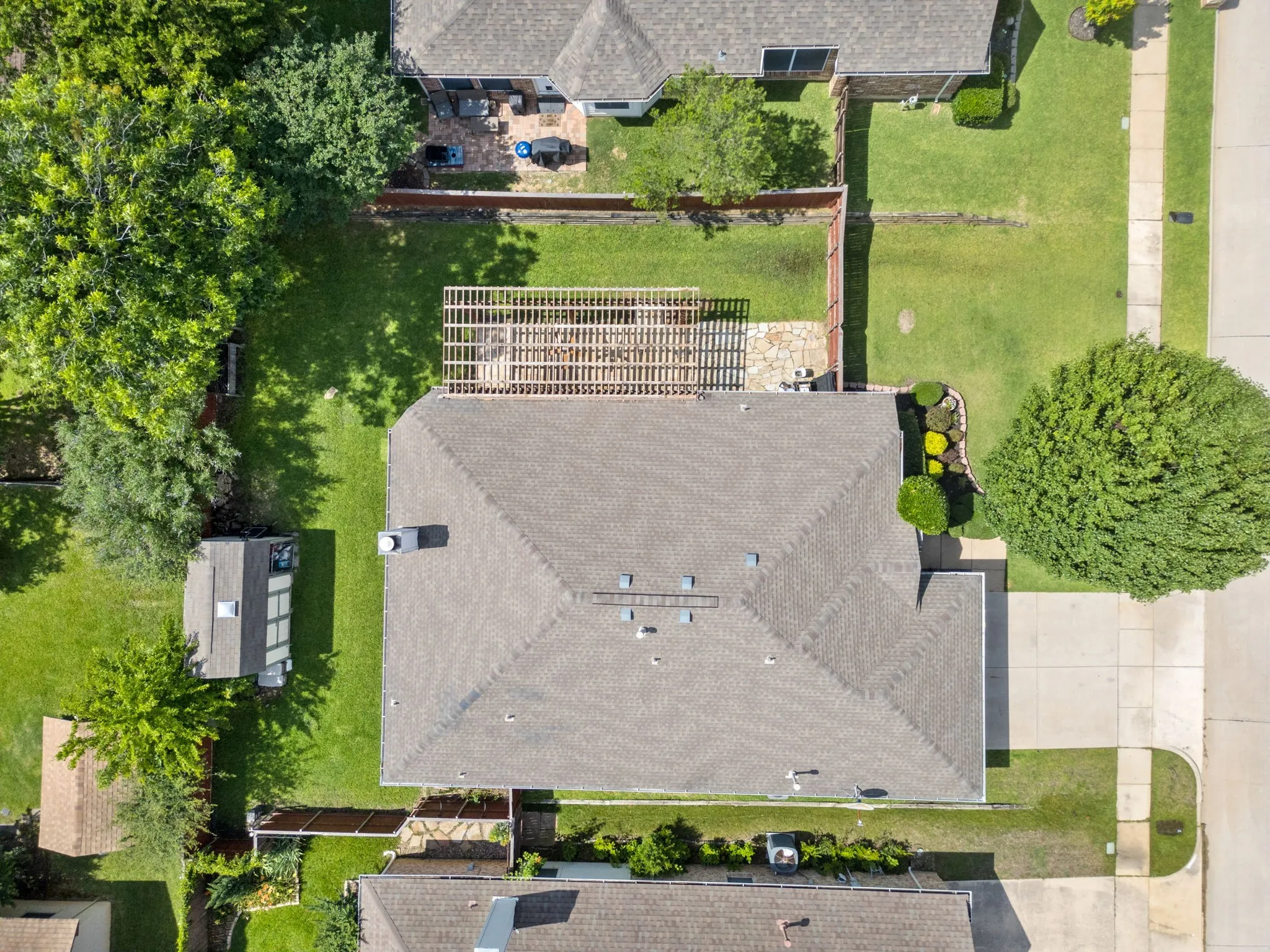 Single Family Residence For Sale in Tarrant County , 7105 Herman Jared Drive, North Richland Hills, Texas 76182, 3 Bedroom, 2 Bathroom, 2 Garage spaces, 1,741 Sqft, built in 2000, mls#21297006, Real Estate Agent in North Richland Hills, Homes For Sale in Tarrant county, Homes For Sale in North Richland Hills, Realtor in North Richland Hills Texas, Real Estate Brokerage Independent Realty Texas, Luminita Cordes Realtor