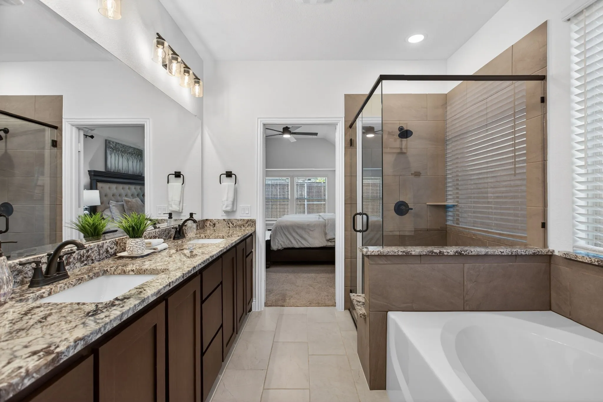 Big soaking tub and separate walk-in shower. Classic good looks. Great setup.