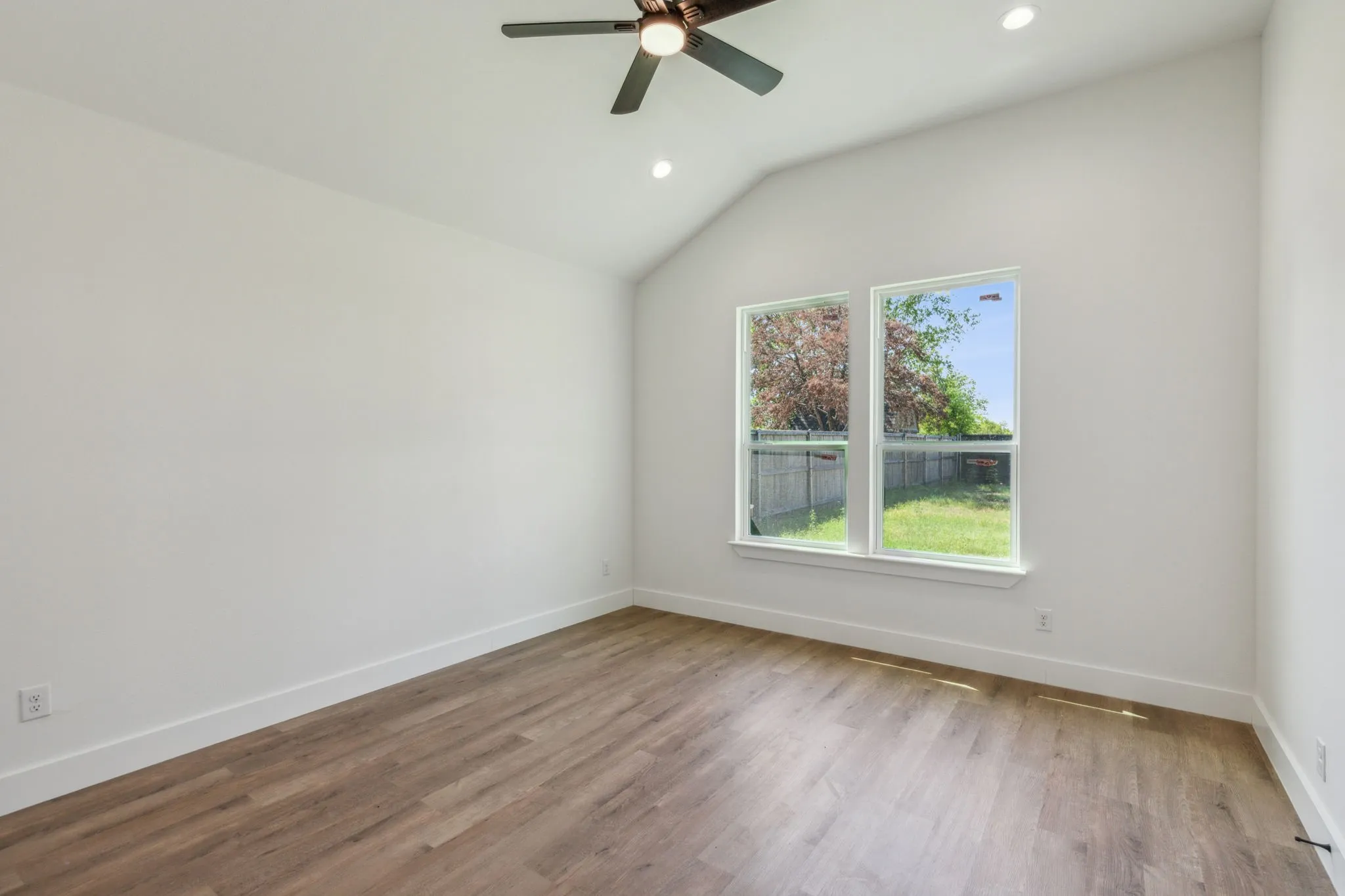 Single Family Residence For Rent in Hunt County , 4617 Pickett Street, Greenville, Texas 75401, 3 Bedroom, 2 Bathroom, 2 Garage spaces, 1,480 Sqft, built in 2024, mls#21299868, Real Estate Agent in Greenville, Homes For Rent in Hunt county, Homes For Rent in Greenville, Realtor in Greenville Texas, Real Estate Brokerage Independent Realty Texas, Luminita Cordes Realtor