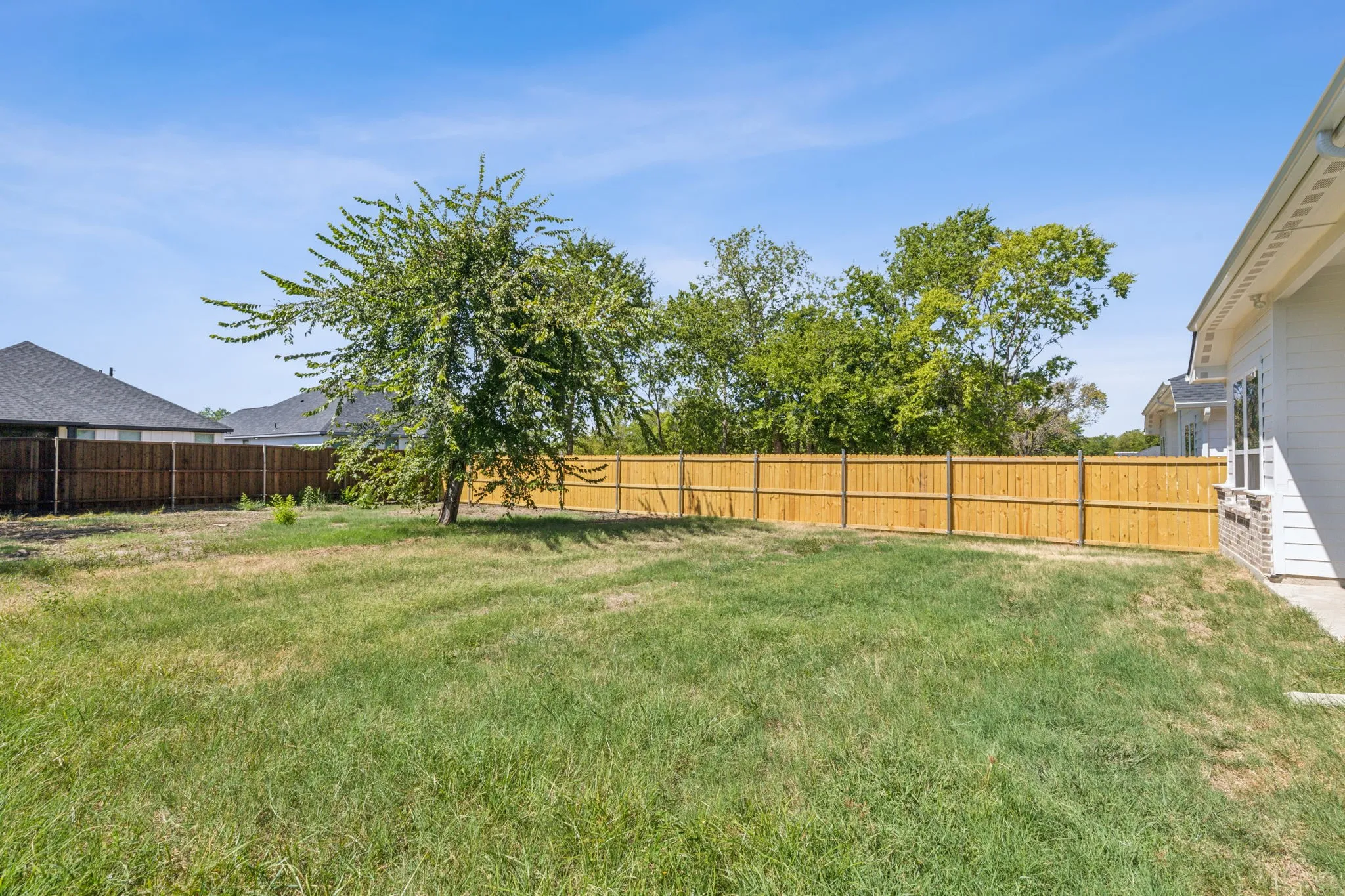 Single Family Residence For Rent in Hunt County , 4617 Pickett Street, Greenville, Texas 75401, 3 Bedroom, 2 Bathroom, 2 Garage spaces, 1,480 Sqft, built in 2024, mls#21299868, Real Estate Agent in Greenville, Homes For Rent in Hunt county, Homes For Rent in Greenville, Realtor in Greenville Texas, Real Estate Brokerage Independent Realty Texas, Luminita Cordes Realtor