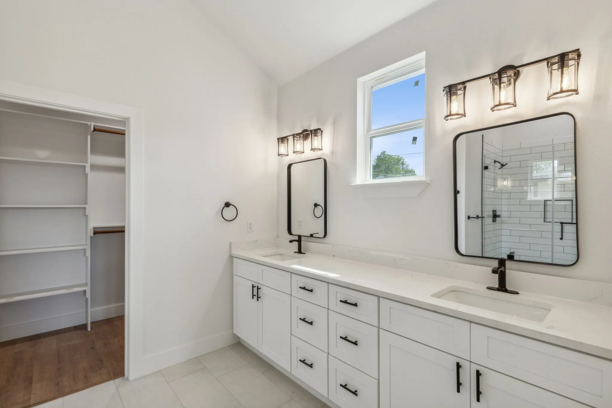 Single Family Residence For Rent in Hunt County , 4617 Pickett Street, Greenville, Texas 75401, 3 Bedroom, 2 Bathroom, 2 Garage spaces, 1,480 Sqft, built in 2024, mls#21299868, Real Estate Agent in Greenville, Homes For Rent in Hunt county, Homes For Rent in Greenville, Realtor in Greenville Texas, Real Estate Brokerage Independent Realty Texas, Luminita Cordes Realtor