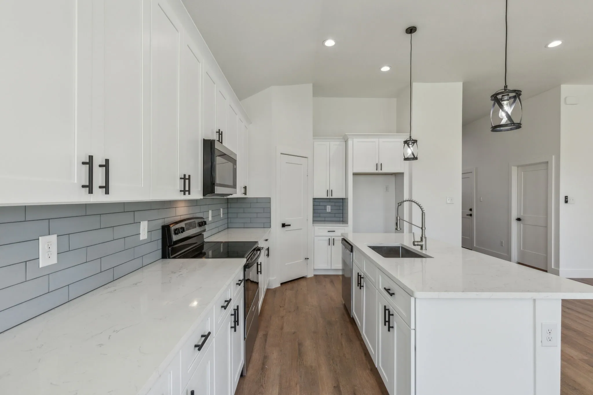 Single Family Residence For Rent in Hunt County , 4617 Pickett Street, Greenville, Texas 75401, 3 Bedroom, 2 Bathroom, 2 Garage spaces, 1,480 Sqft, built in 2024, mls#21299868, Real Estate Agent in Greenville, Homes For Rent in Hunt county, Homes For Rent in Greenville, Realtor in Greenville Texas, Real Estate Brokerage Independent Realty Texas, Luminita Cordes Realtor