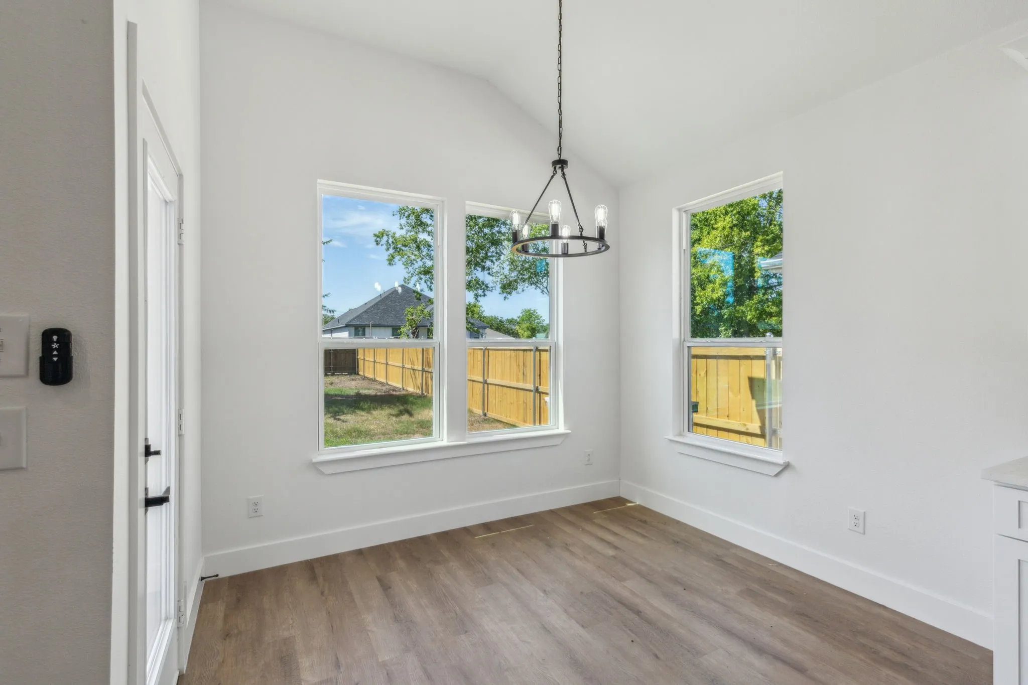 Single Family Residence For Rent in Hunt County , 4617 Pickett Street, Greenville, Texas 75401, 3 Bedroom, 2 Bathroom, 2 Garage spaces, 1,480 Sqft, built in 2024, mls#21299868, Real Estate Agent in Greenville, Homes For Rent in Hunt county, Homes For Rent in Greenville, Realtor in Greenville Texas, Real Estate Brokerage Independent Realty Texas, Luminita Cordes Realtor