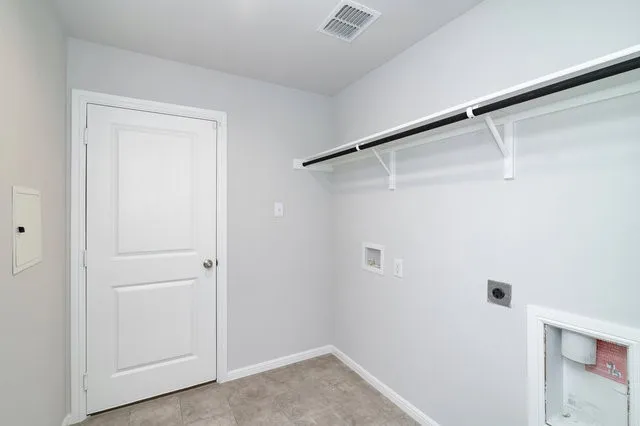 Single Family Residence For Rent in Denton County , 5813 Morrow Point Drive, Denton, Texas 76226, 4 Bedrooms, 2 Bathrooms, 2 Garage spaces, 1,914 Sqft, built in 2023, Price $2,400, mls#21297974, Real Estate Agent in Denton, Homes For Rent in Denton county, Homes For Rent in Denton, Realtor in Denton Texas, Real Estate Brokerage Independent Realty Texas, Luminita Cordes Realtor