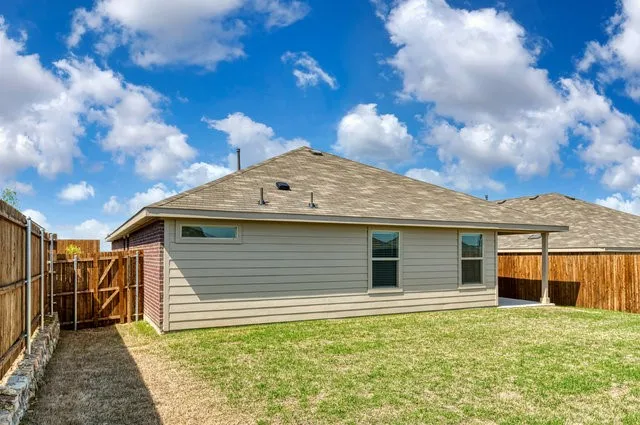 Single Family Residence For Rent in Denton County , 5813 Morrow Point Drive, Denton, Texas 76226, 4 Bedrooms, 2 Bathrooms, 2 Garage spaces, 1,914 Sqft, built in 2023, Price $2,400, mls#21297974, Real Estate Agent in Denton, Homes For Rent in Denton county, Homes For Rent in Denton, Realtor in Denton Texas, Real Estate Brokerage Independent Realty Texas, Luminita Cordes Realtor