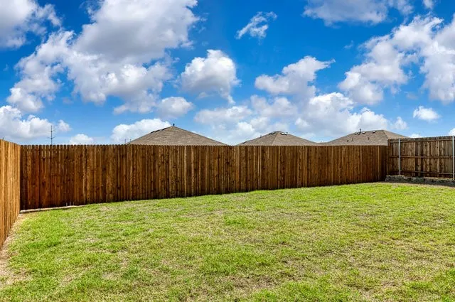 Single Family Residence For Rent in Denton County , 5813 Morrow Point Drive, Denton, Texas 76226, 4 Bedrooms, 2 Bathrooms, 2 Garage spaces, 1,914 Sqft, built in 2023, Price $2,400, mls#21297974, Real Estate Agent in Denton, Homes For Rent in Denton county, Homes For Rent in Denton, Realtor in Denton Texas, Real Estate Brokerage Independent Realty Texas, Luminita Cordes Realtor