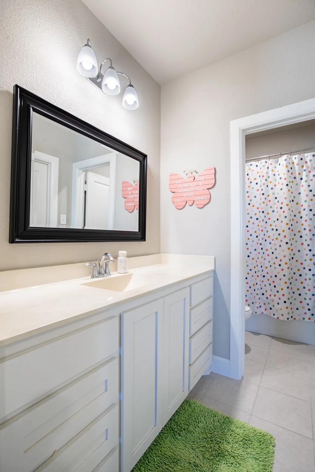 Secondary bathroom