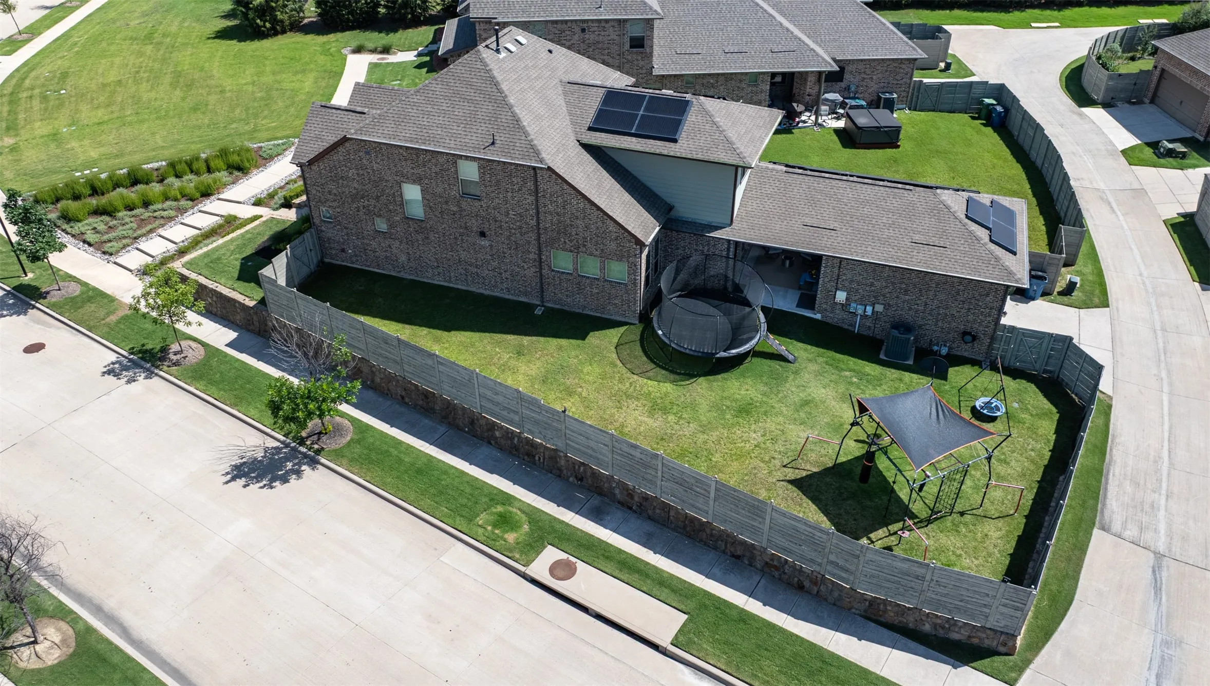 Single Family Residence For Sale in Denton County , 721 Matchbox Street, Argyle, Texas 76226, 3 Bedroom, 3 Bathroom, 2 Garage spaces, 2,485 Sqft, built in 2018, mls#21292562, Real Estate Agent in Argyle, Homes For Sale in Denton county, Homes For Sale in Argyle, Realtor in Argyle Texas, Real Estate Brokerage Independent Realty Texas, Luminita Cordes Realtor