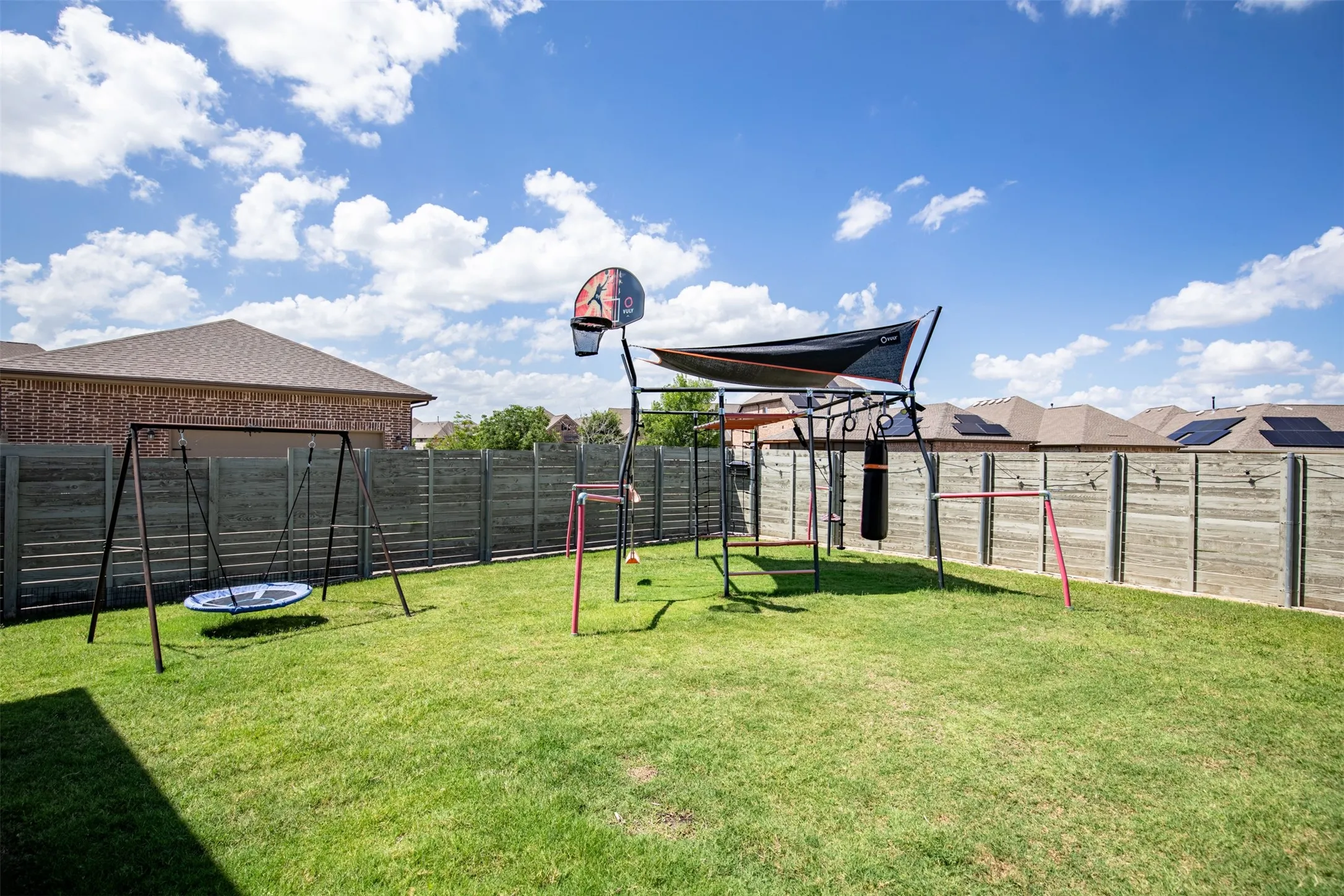 Single Family Residence For Sale in Denton County , 721 Matchbox Street, Argyle, Texas 76226, 3 Bedroom, 3 Bathroom, 2 Garage spaces, 2,485 Sqft, built in 2018, mls#21292562, Real Estate Agent in Argyle, Homes For Sale in Denton county, Homes For Sale in Argyle, Realtor in Argyle Texas, Real Estate Brokerage Independent Realty Texas, Luminita Cordes Realtor