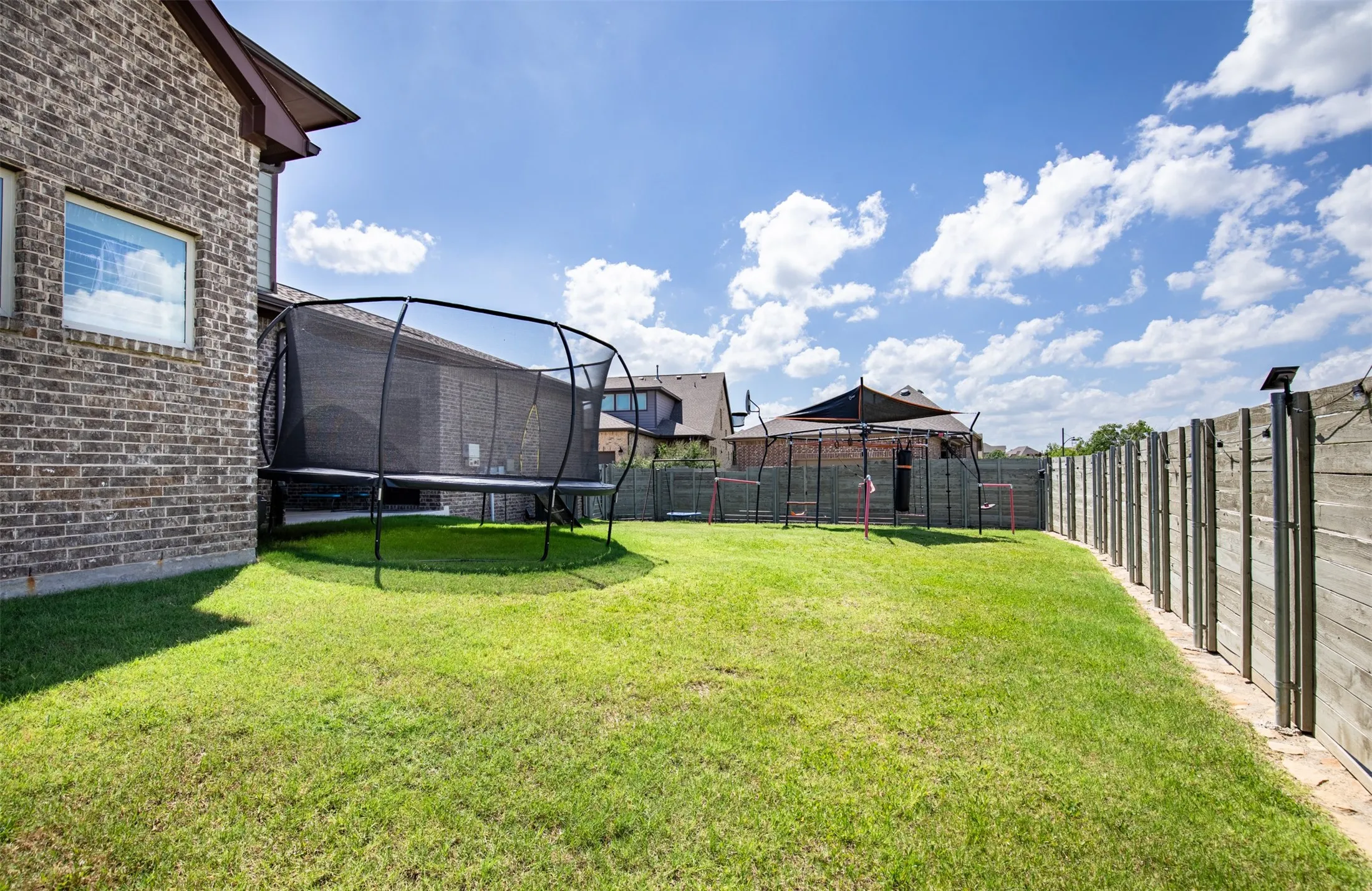 Single Family Residence For Sale in Denton County , 721 Matchbox Street, Argyle, Texas 76226, 3 Bedroom, 3 Bathroom, 2 Garage spaces, 2,485 Sqft, built in 2018, mls#21292562, Real Estate Agent in Argyle, Homes For Sale in Denton county, Homes For Sale in Argyle, Realtor in Argyle Texas, Real Estate Brokerage Independent Realty Texas, Luminita Cordes Realtor