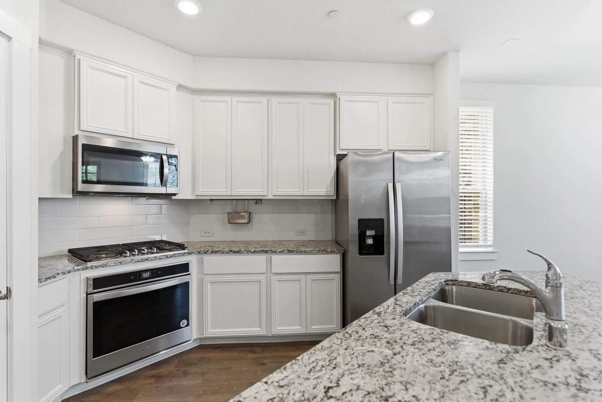 Townhouse For Sale in Denton County , 2420 Eureka Way, Lewisville, Texas 75056, 4 Bedroom, 4 Bathroom, 2 Garage spaces, 2,027 Sqft, built in 2017, mls#21299967, Real Estate Agent in Lewisville, Homes For Sale in Denton county, Homes For Sale in Lewisville, Realtor in Lewisville Texas, Real Estate Brokerage Independent Realty Texas, Luminita Cordes Realtor