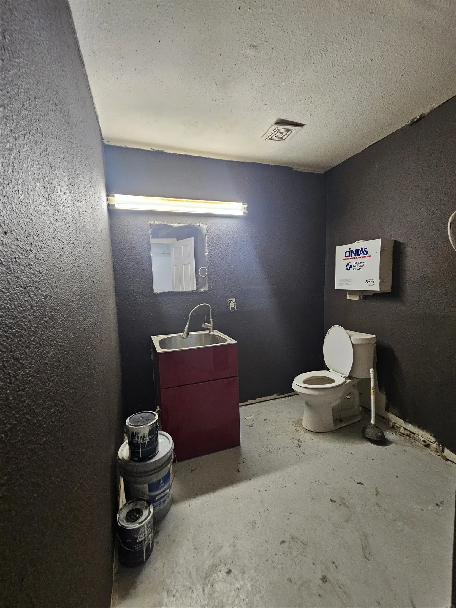 Warehouse For Rent in Tarrant County , 103 N 3rd Avenue, Mansfield, Texas 76063, 0, 0, Garage spaces, 0 Sqft, built in 1965, mls#21298728, Real Estate Agent in Mansfield, Homes For Rent in Tarrant county, Homes For Rent in Mansfield, Realtor in Mansfield Texas, Real Estate Brokerage Independent Realty Texas, Luminita Cordes Realtor