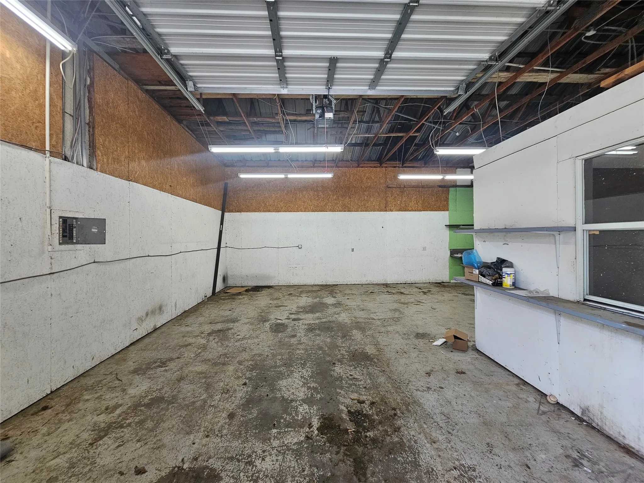 Warehouse For Rent in Tarrant County , 103 N 3rd Avenue, Mansfield, Texas 76063, 0, 0, Garage spaces, 0 Sqft, built in 1965, mls#21298728, Real Estate Agent in Mansfield, Homes For Rent in Tarrant county, Homes For Rent in Mansfield, Realtor in Mansfield Texas, Real Estate Brokerage Independent Realty Texas, Luminita Cordes Realtor