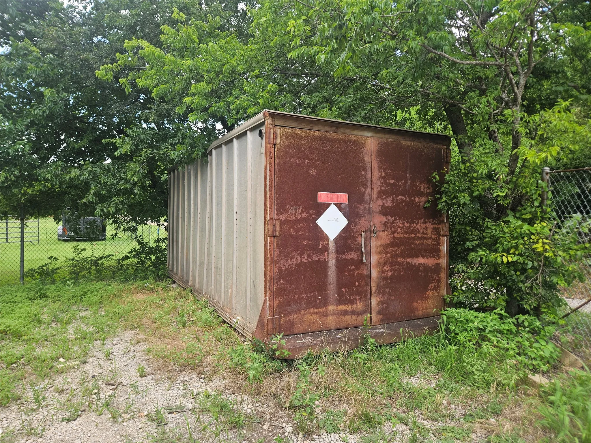 Warehouse For Rent in Tarrant County , 103 N 3rd Avenue, Mansfield, Texas 76063, 0, 0, Garage spaces, 0 Sqft, built in 1965, mls#21298728, Real Estate Agent in Mansfield, Homes For Rent in Tarrant county, Homes For Rent in Mansfield, Realtor in Mansfield Texas, Real Estate Brokerage Independent Realty Texas, Luminita Cordes Realtor