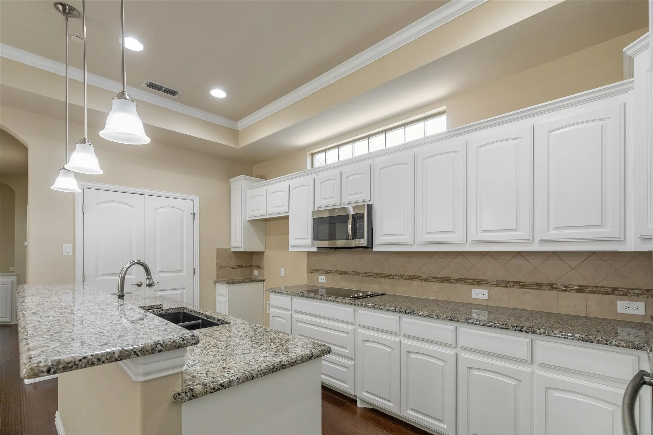 Condominium For Sale in Tarrant County , 768 Apeldoorn Lane, Keller, Texas 76248, 2 Bedroom, 2 Bathroom, 2 Garage spaces, 1,681 Sqft, built in 2013, mls#21295283, Real Estate Agent in Keller, Homes For Sale in Tarrant county, Homes For Sale in Keller, Realtor in Keller Texas, Real Estate Brokerage Independent Realty Texas, Luminita Cordes Realtor