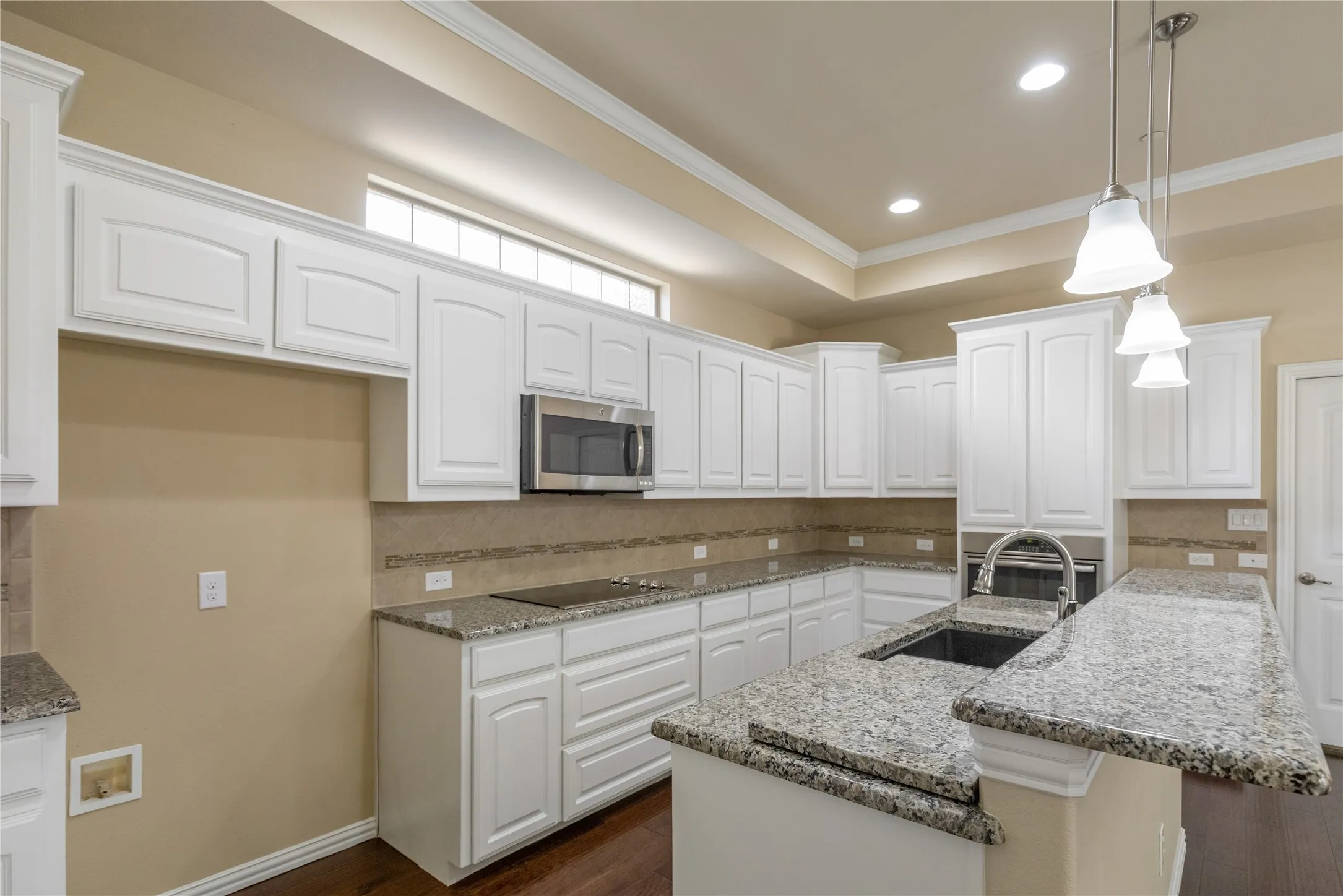 Condominium For Sale in Tarrant County , 768 Apeldoorn Lane, Keller, Texas 76248, 2 Bedroom, 2 Bathroom, 2 Garage spaces, 1,681 Sqft, built in 2013, mls#21295283, Real Estate Agent in Keller, Homes For Sale in Tarrant county, Homes For Sale in Keller, Realtor in Keller Texas, Real Estate Brokerage Independent Realty Texas, Luminita Cordes Realtor