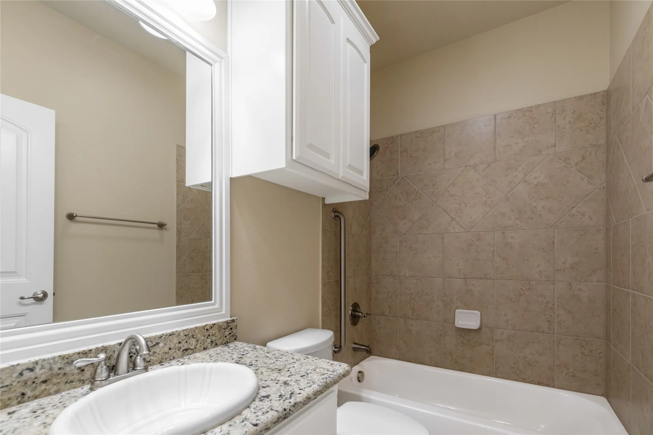 Condominium For Sale in Tarrant County , 768 Apeldoorn Lane, Keller, Texas 76248, 2 Bedroom, 2 Bathroom, 2 Garage spaces, 1,681 Sqft, built in 2013, mls#21295283, Real Estate Agent in Keller, Homes For Sale in Tarrant county, Homes For Sale in Keller, Realtor in Keller Texas, Real Estate Brokerage Independent Realty Texas, Luminita Cordes Realtor