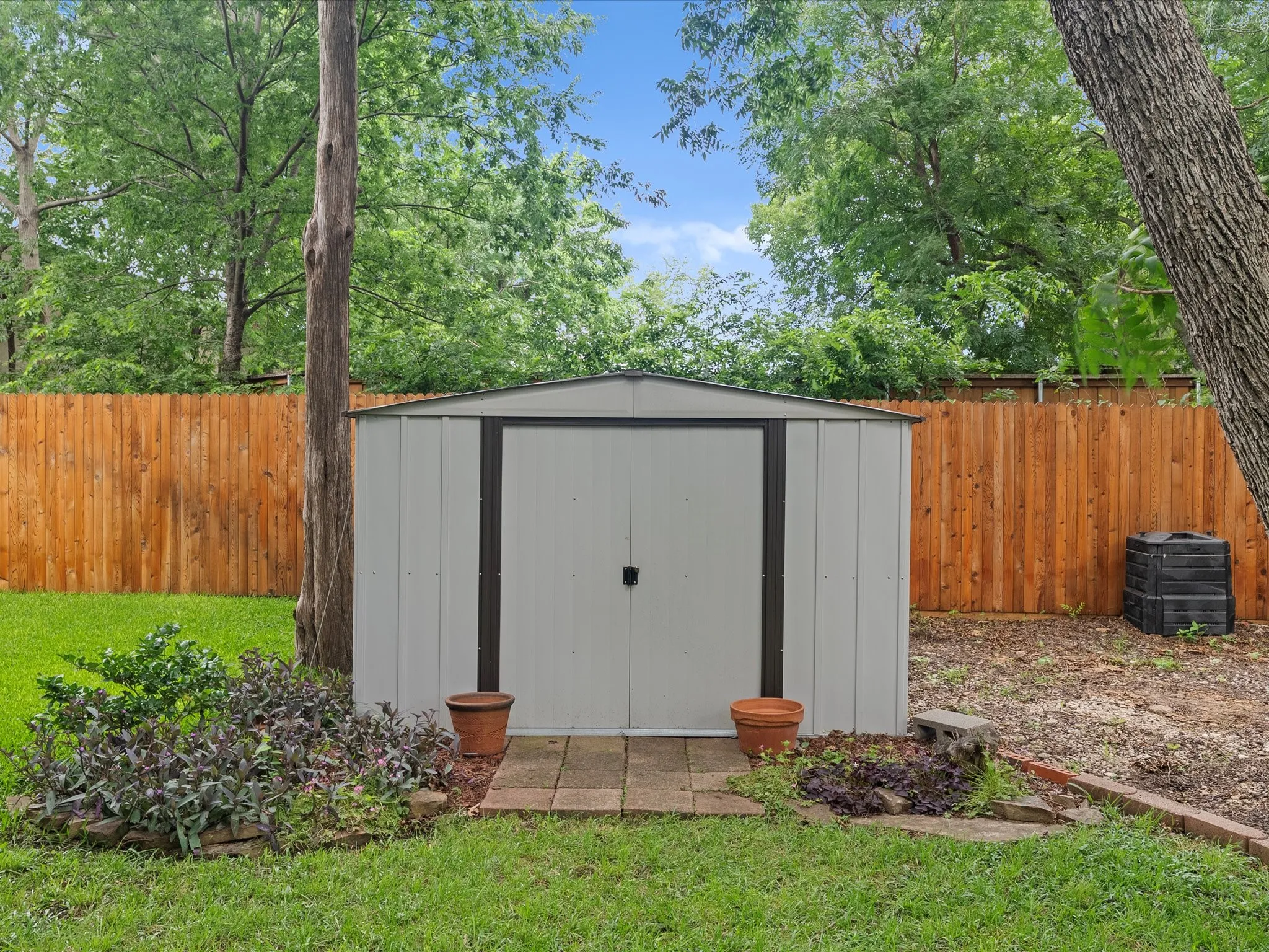 Single Family Residence For Sale in Dallas County , 602 Adams Drive, Duncanville, Texas 75137, 4 Bedroom, 2 Bathroom, 2 Garage spaces, 1,864 Sqft, built in 1978, mls#21299994, Real Estate Agent in Duncanville, Homes For Sale in Dallas county, Homes For Sale in Duncanville, Realtor in Duncanville Texas, Real Estate Brokerage Independent Realty Texas, Luminita Cordes Realtor