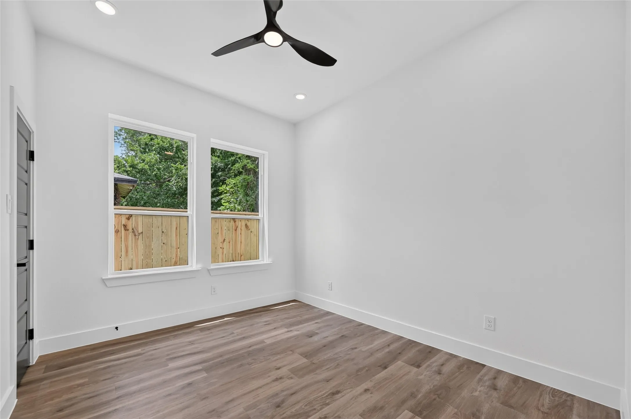 Single Family Residence For Sale in Dallas County , 5130 Echo Avenue, Dallas, Texas 75215, 4 Bedroom, 3 Bathroom, 1 Garage spaces, 1,826 Sqft, built in 2026, mls#21300009, Real Estate Agent in Dallas, Homes For Sale in Dallas county, Homes For Sale in Dallas, Realtor in Dallas Texas, Real Estate Brokerage Independent Realty Texas, Luminita Cordes Realtor