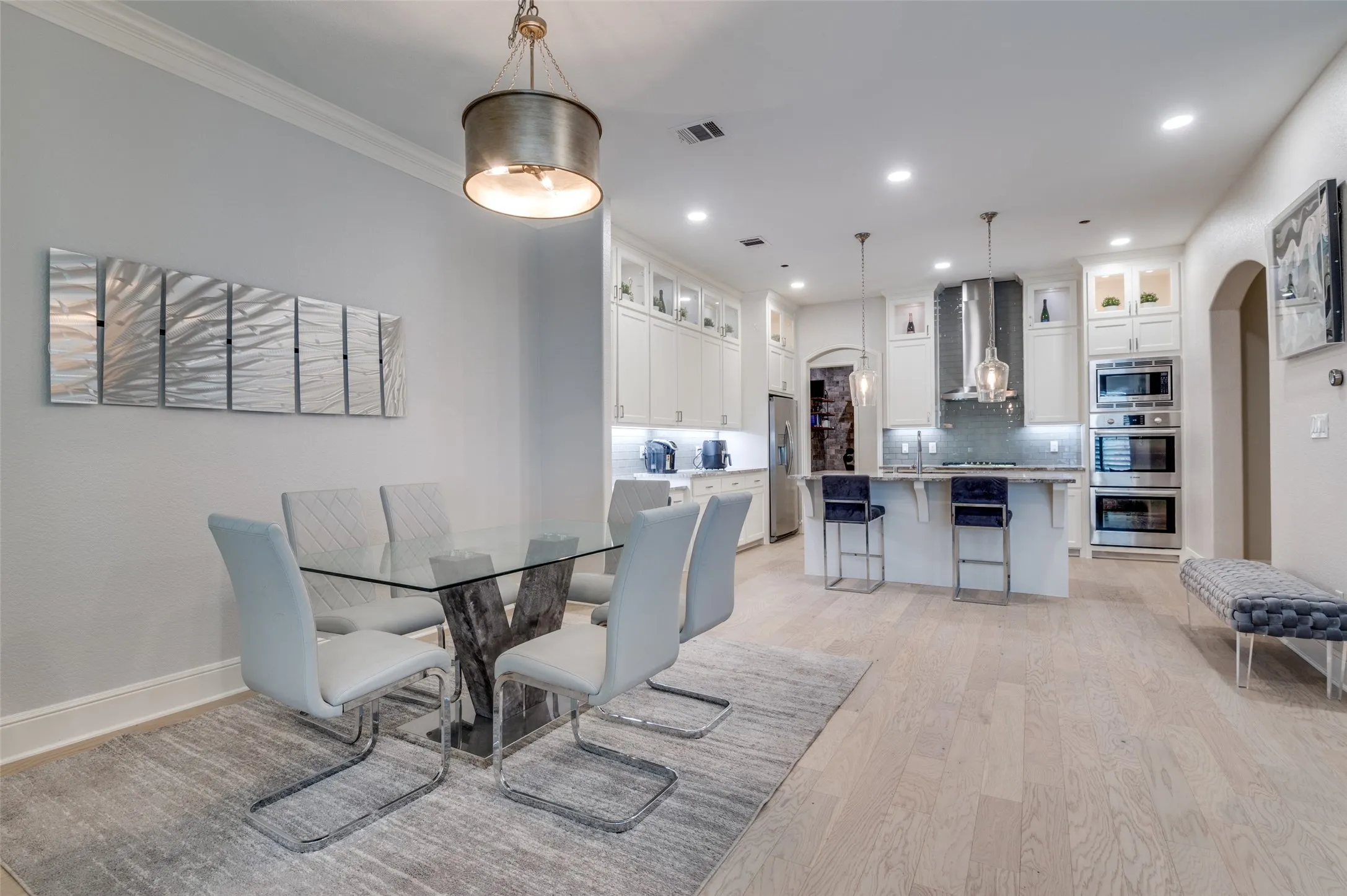 Townhouse For Rent in Collin County , 7525 Renaissance Boulevard, Mc Kinney, Texas 75070, 3 Bedroom, 3 Bathroom, 2 Garage spaces, 2,502 Sqft, built in 2017, mls#21282239, Real Estate Agent in Mc Kinney, Homes For Rent in Collin county, Homes For Rent in Mc Kinney, Realtor in Mc Kinney Texas, Real Estate Brokerage Independent Realty Texas, Luminita Cordes Realtor