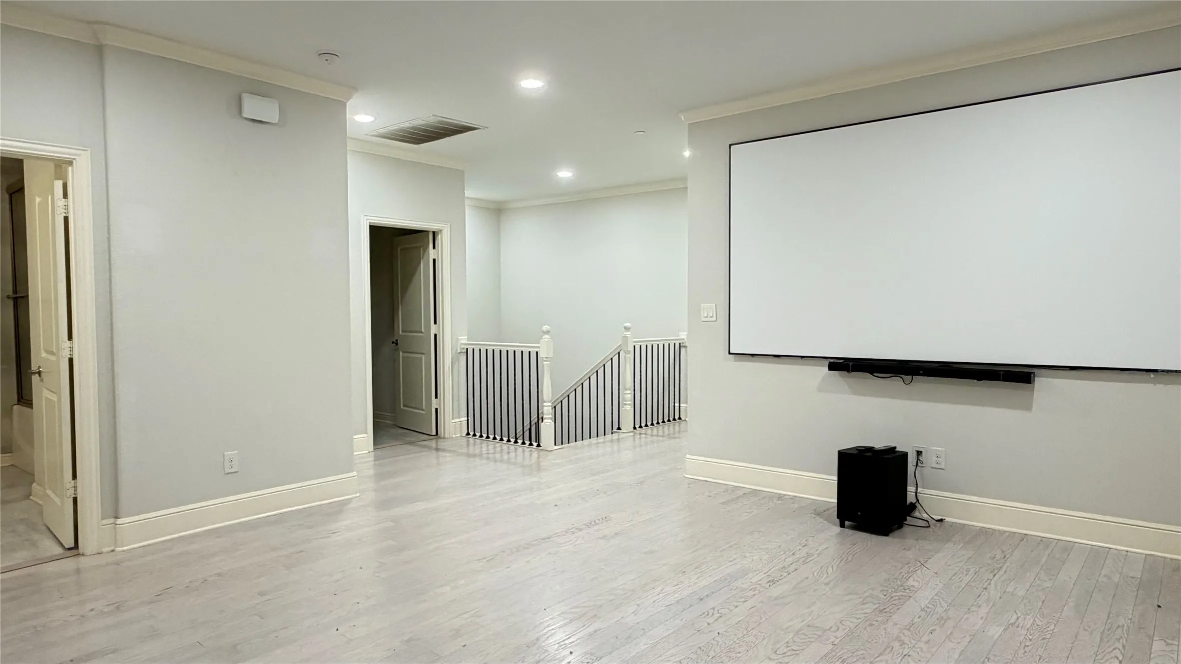 Townhouse For Rent in Collin County , 7525 Renaissance Boulevard, Mc Kinney, Texas 75070, 3 Bedroom, 3 Bathroom, 2 Garage spaces, 2,502 Sqft, built in 2017, mls#21282239, Real Estate Agent in Mc Kinney, Homes For Rent in Collin county, Homes For Rent in Mc Kinney, Realtor in Mc Kinney Texas, Real Estate Brokerage Independent Realty Texas, Luminita Cordes Realtor