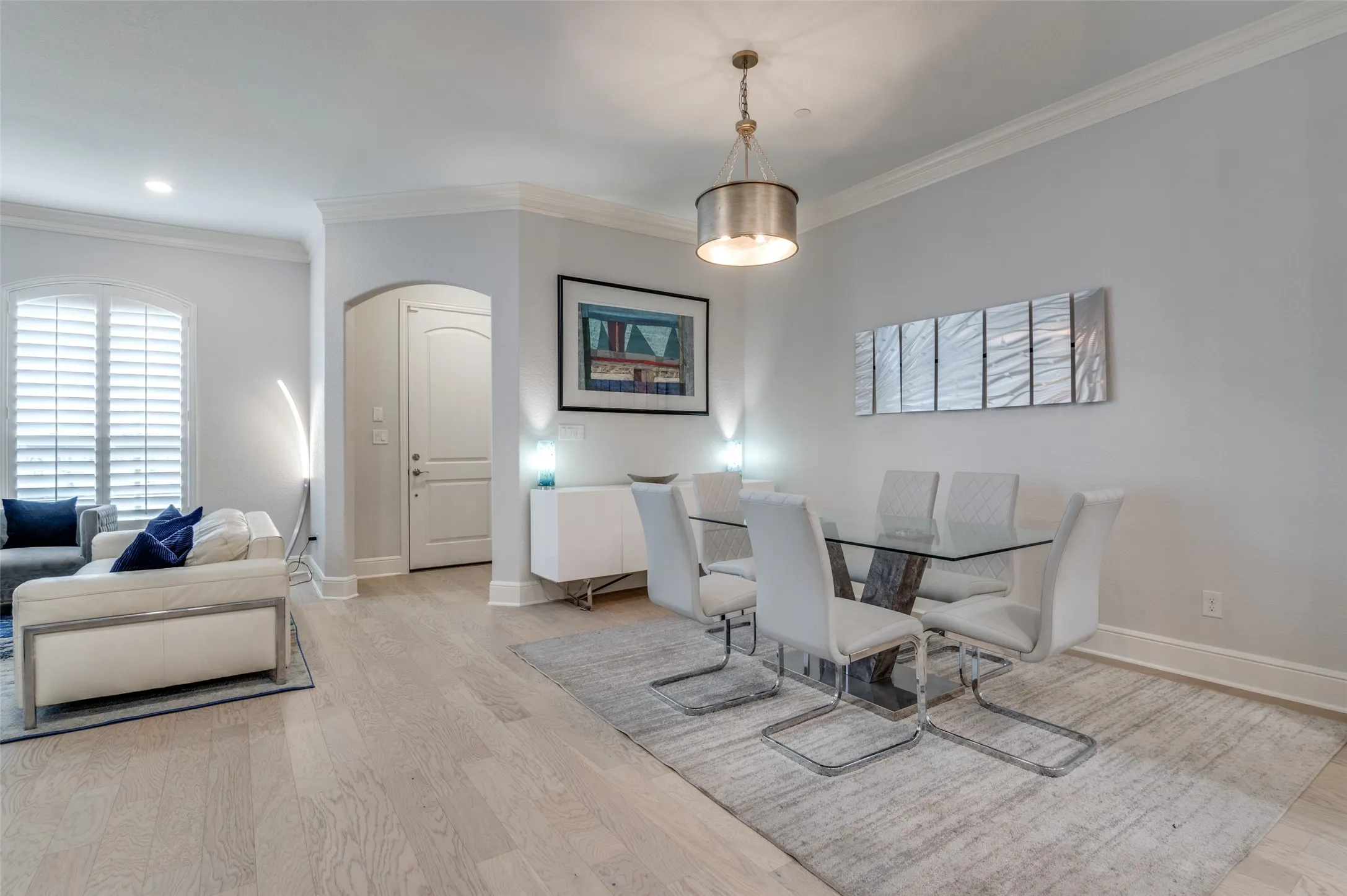 Townhouse For Rent in Collin County , 7525 Renaissance Boulevard, Mc Kinney, Texas 75070, 3 Bedroom, 3 Bathroom, 2 Garage spaces, 2,502 Sqft, built in 2017, mls#21282239, Real Estate Agent in Mc Kinney, Homes For Rent in Collin county, Homes For Rent in Mc Kinney, Realtor in Mc Kinney Texas, Real Estate Brokerage Independent Realty Texas, Luminita Cordes Realtor