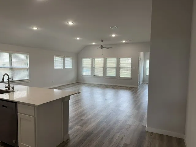 Single Family Residence For Rent in Collin County , 209 Little Bridge Drive, Lavon, Texas 75166, 3 Bedroom, 2 Bathroom, 2 Garage spaces, 1,913 Sqft, built in 2023, mls#21300026, Real Estate Agent in Lavon, Homes For Rent in Collin county, Homes For Rent in Lavon, Realtor in Lavon Texas, Real Estate Brokerage Independent Realty Texas, Luminita Cordes Realtor