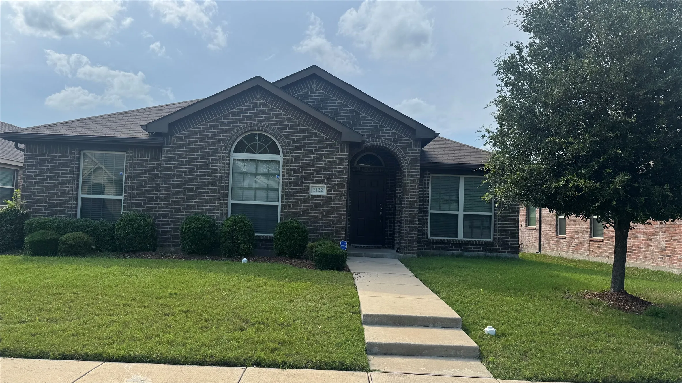 Single Family Residence For Sale in Dallas County , 2122 Fair Weather Drive, Lancaster, Texas 75146, 3 Bedroom, 2 Bathroom, 2 Garage spaces, 1,555 Sqft, built in 2015, mls#21300027, Real Estate Agent in Lancaster, Homes For Sale in Dallas county, Homes For Sale in Lancaster, Realtor in Lancaster Texas, Real Estate Brokerage Independent Realty Texas, Luminita Cordes Realtor