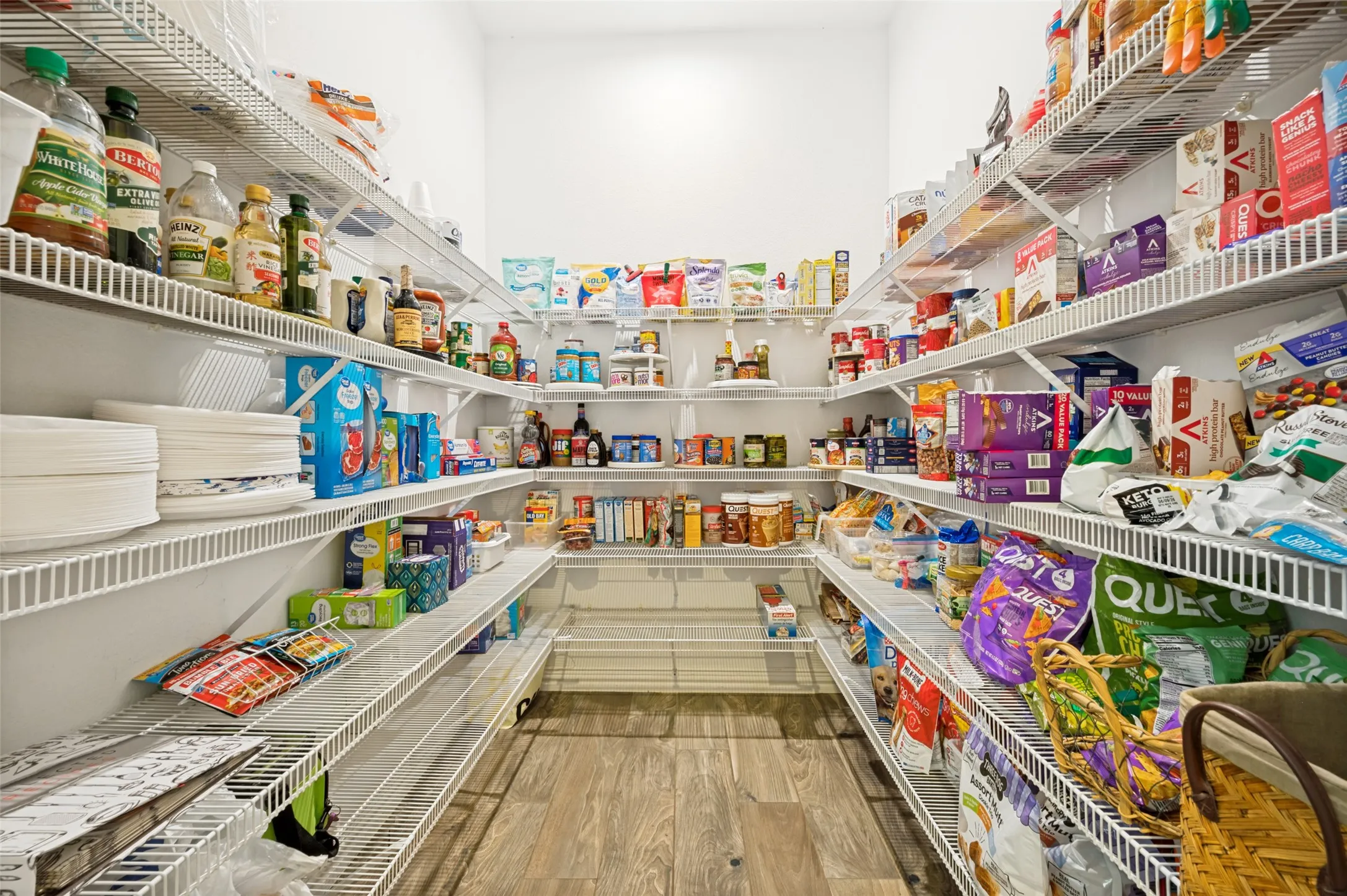 WOW - this is the pantry and it's quite large!!